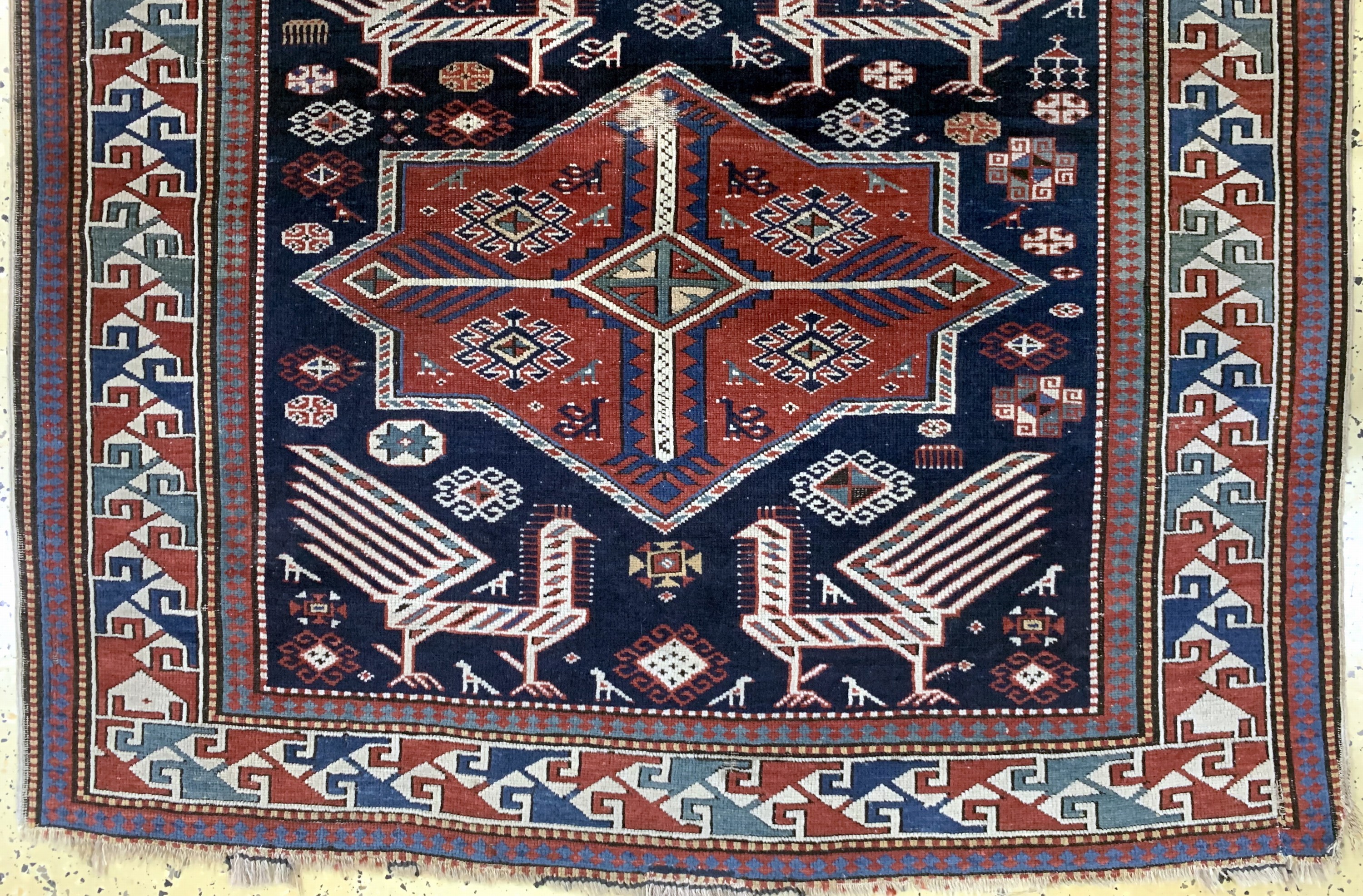Detail c: Antiker Schirwan, Kaukasus, um 1900, Wolle auf Wolle, ca. 200 x 120 cm, EHZ: 3
