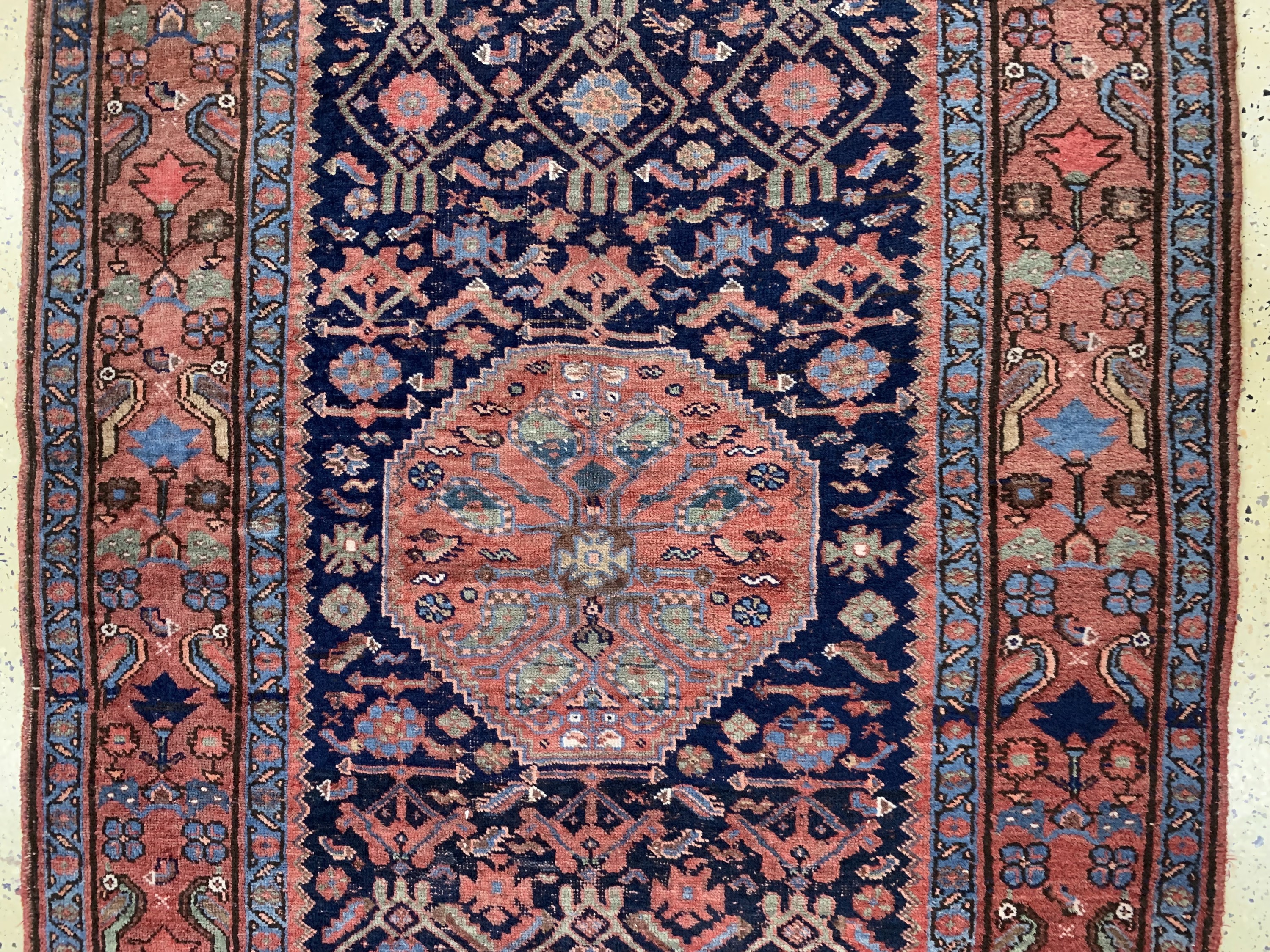 Detail b: Kordi Bidjar antik, Persien, um 1900, Wolleauf Wolle, ca. 240 x 133 cm, EHZ: 3, (restauriert)