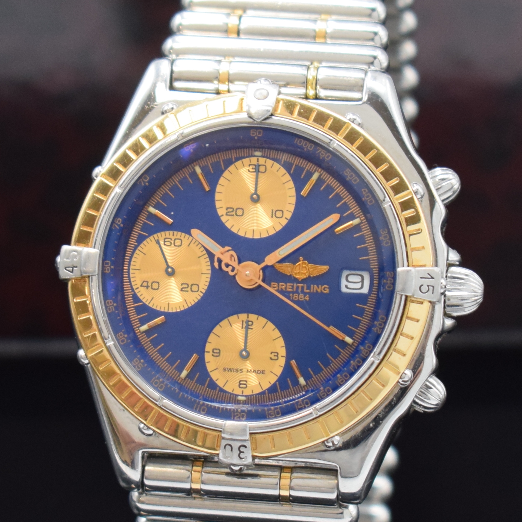 Detail a: BREITLING Chronomat Herrenarmbanduhr Referenz C13048, Schweiz um 1994, Automatik, Geh. in Edelstahl/Rosegold komb. inkl. orig. Roleauxband m. dopp. ...