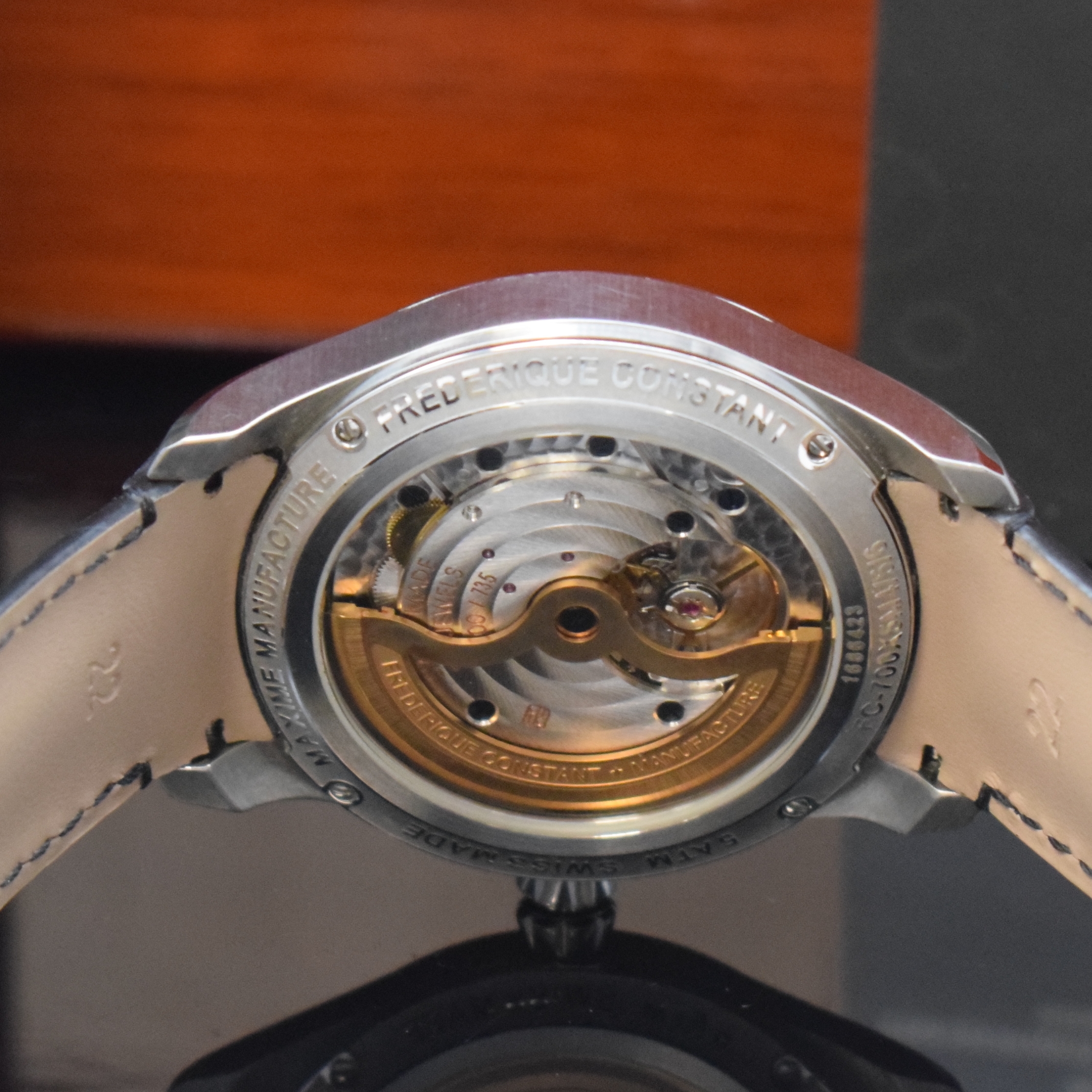 Detail e: FREDERIQUE CONSTANT Herrenarmbanduhr Maxime Manufacture Referenz FC-700X5M4/5/6, Automatik, Edelstahlgeh. inkl orig. Lederband m. orig. Faltschl., ...