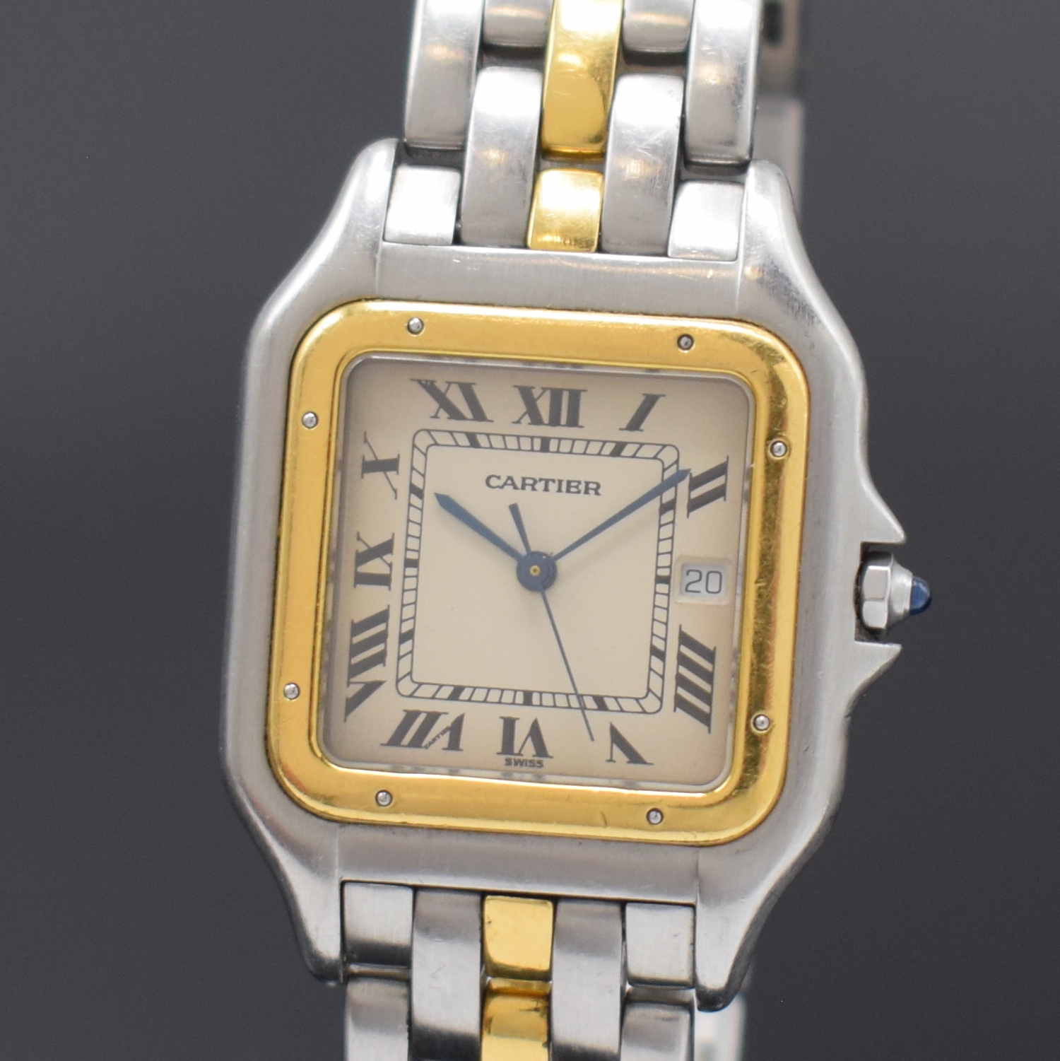 Detail a: CARTIER Panthere Damenarmbanduhr in Stahl/Gold kombiniert, Schweiz um 1995, quarz, Boden 8-fach verschr., Gliederband m. dopp. Faltschl., ...
