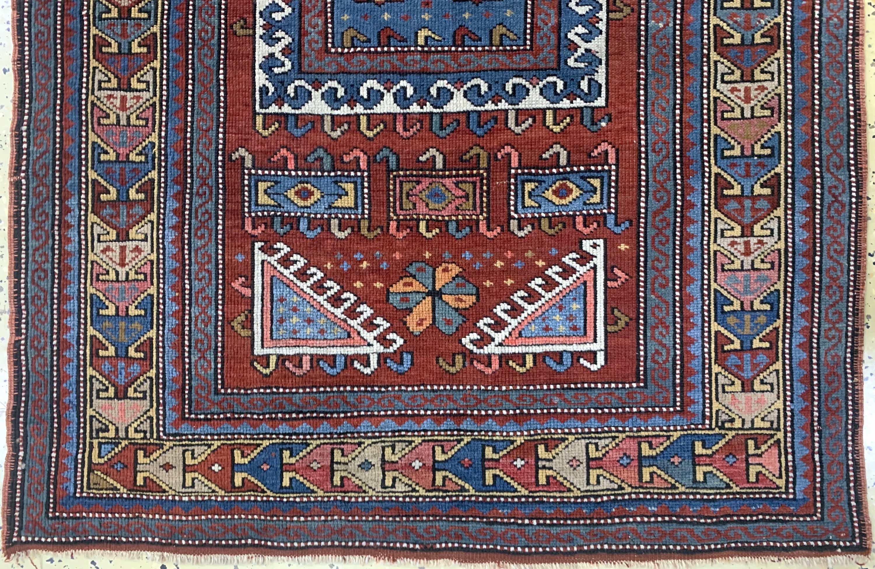 Detail b: Antiker"Fachalo"Kazak, Kaukasus, datiert 1330(1909), Wolle auf Wolle, ca. 140 x 95 cm, EHZ: 2, (gleichmäßig dünn)