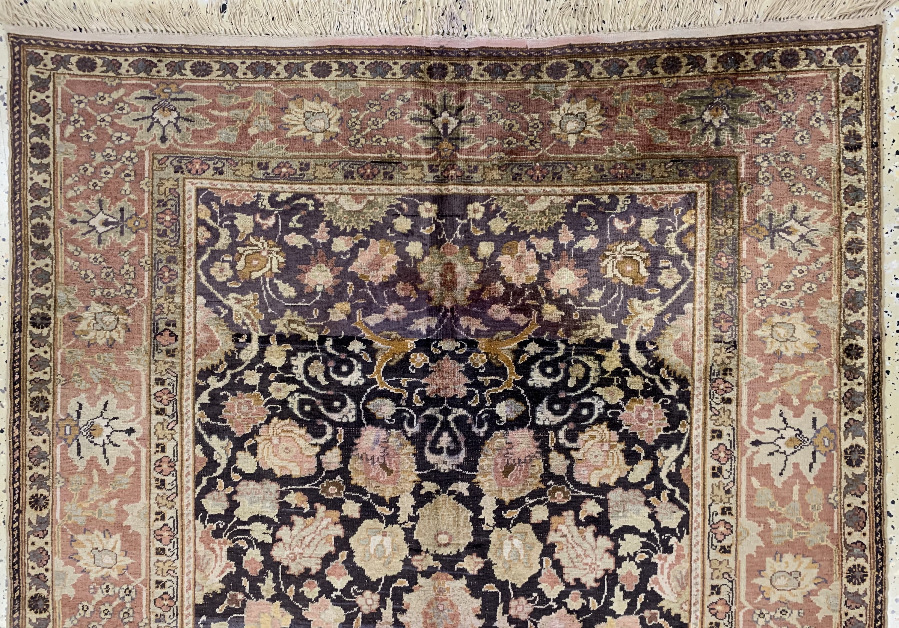 Detail a: Seiden Kayseri, Türkei, Anfang 20.Jhd, Seide auf Baumwolle, ca. 182 x 122 cm, verfärbt, EHZ: 3