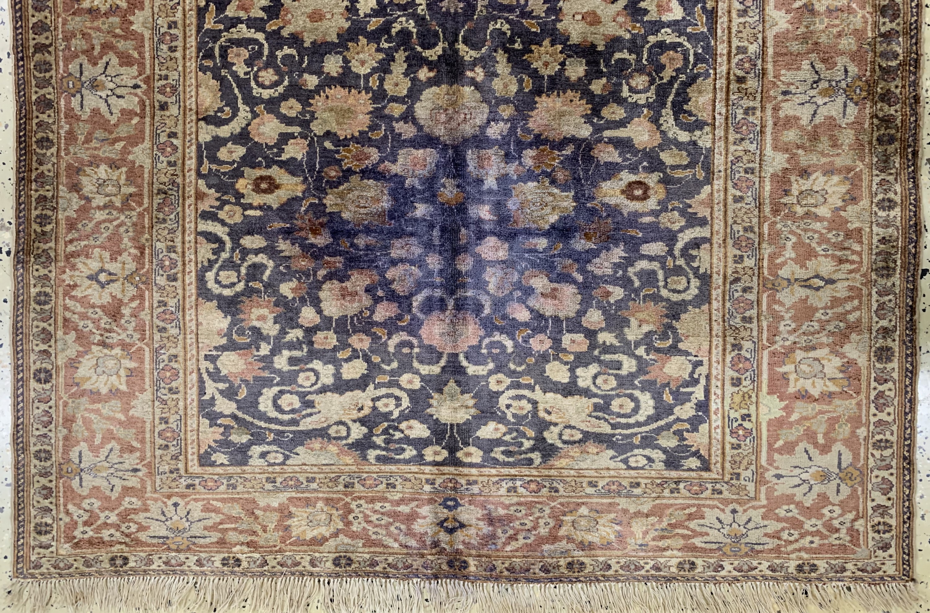 Detail b: Seiden Kayseri, Türkei, Anfang 20.Jhd, Seide auf Baumwolle, ca. 182 x 122 cm, verfärbt, EHZ: 3