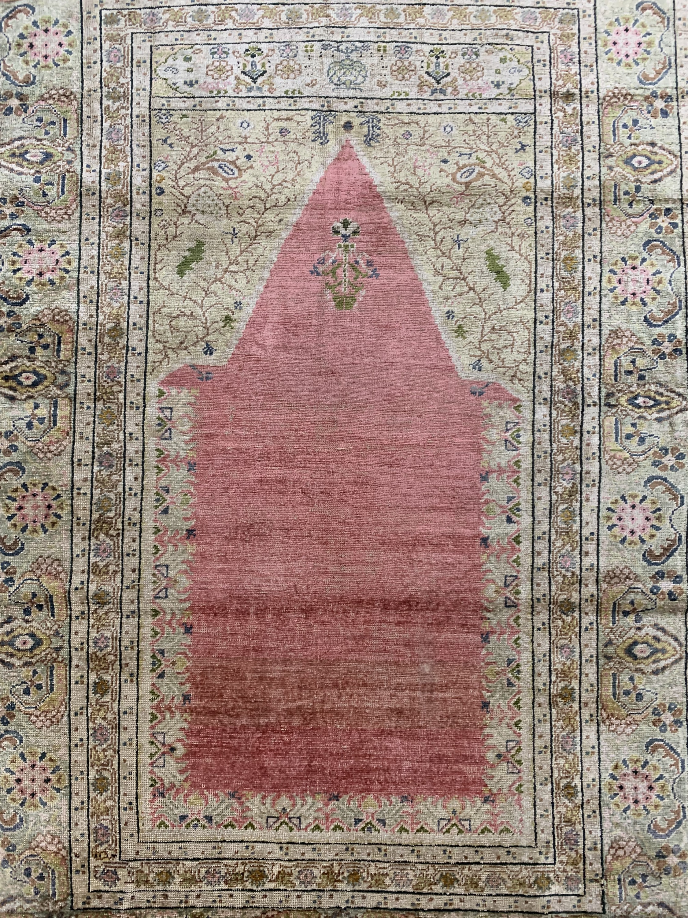 Detail c: Antiker Sivas, Türkei, um 1900, Naturseide,ca. 170 x 120 cm, EHZ: 3-4