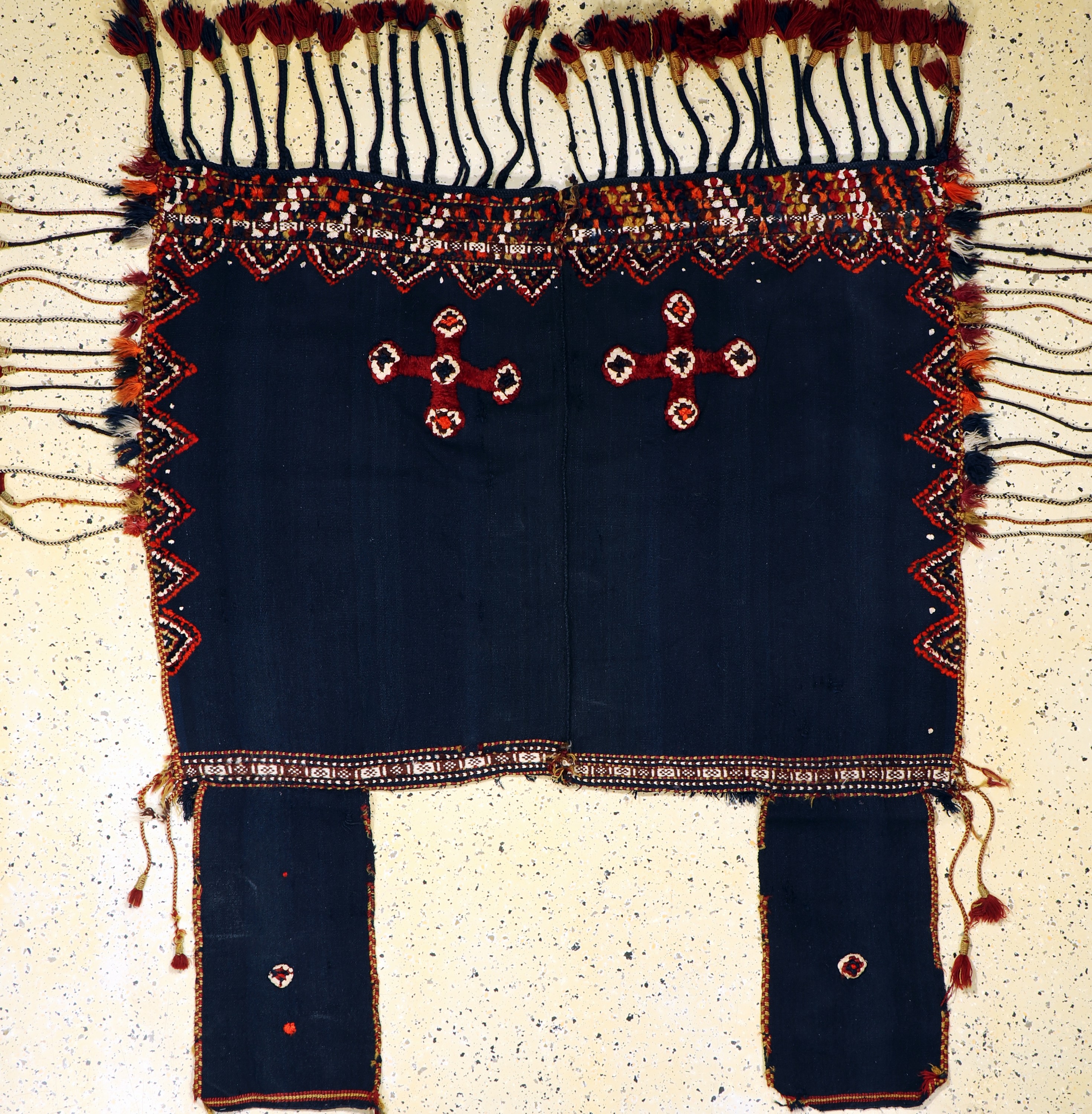 Ghaschgai"Pferdedecke", Persien, Anfang 20.Jhd, Wolle auf Wolle, ca. 166 x 145 cm, EHZ: 2