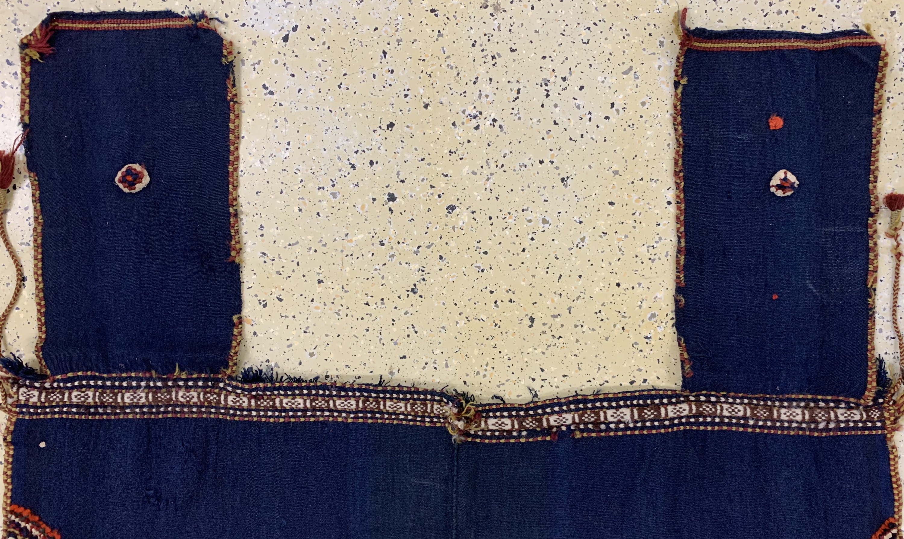 Detail c: Ghaschgai"Pferdedecke", Persien, Anfang 20.Jhd, Wolle auf Wolle, ca. 166 x 145 cm, EHZ: 2