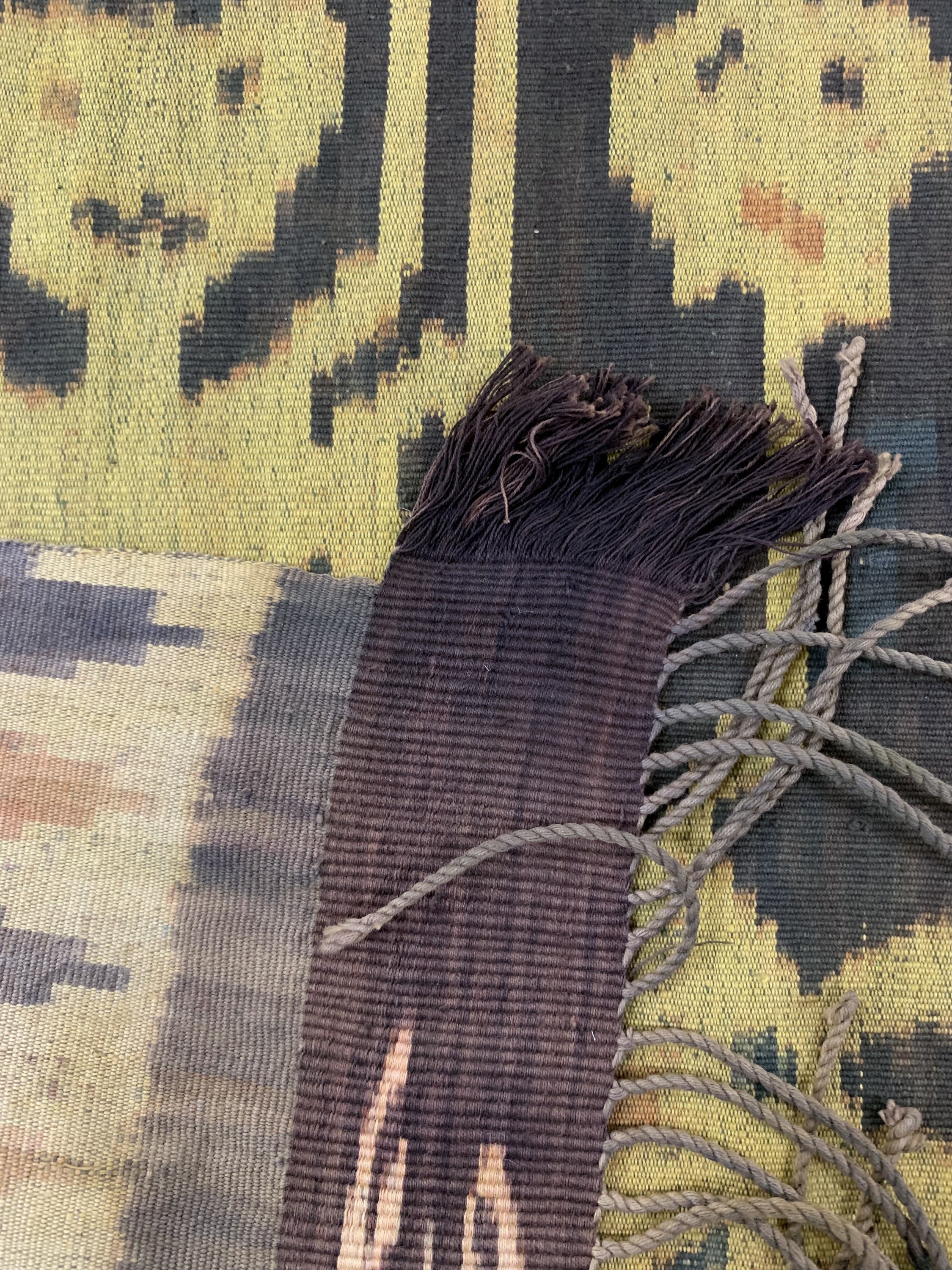Detail e: Sumba Ikat, Indonesien, Anfang 20.Jhd, Baumwolle, ca. 270 x 130 cm, EHZ: 2