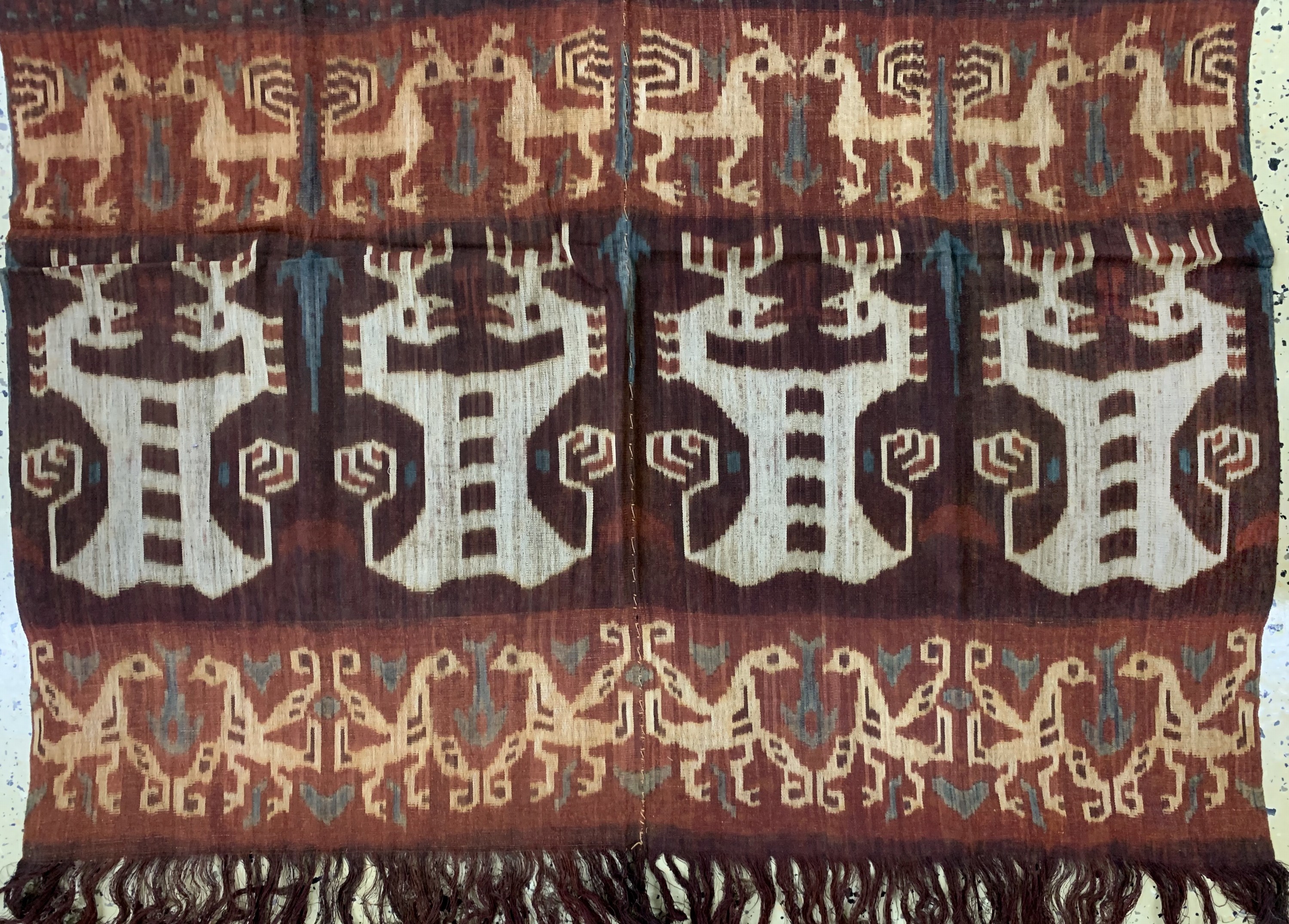 Detail c: Sumba Ikat, Indonesien, Anfang 20.Jhd, Baumwolle, ca. 213 x 110 cm, EHZ: 2