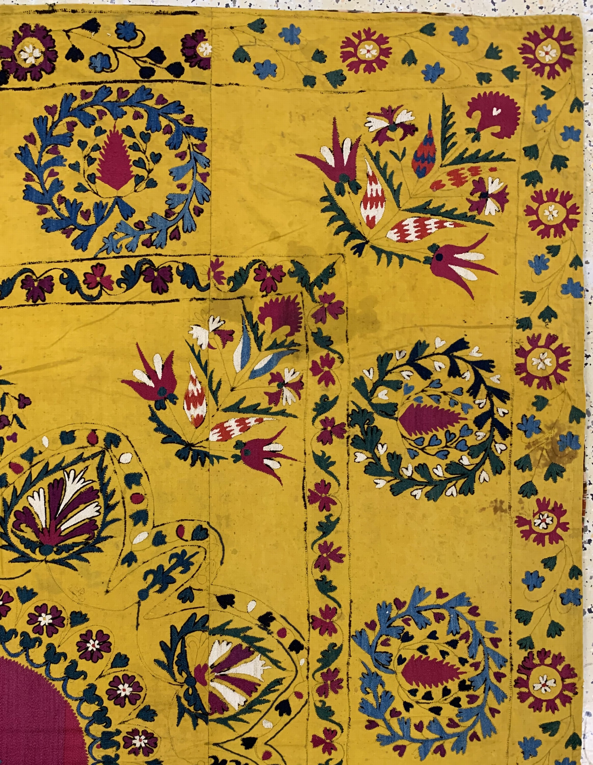 Detail e: Samarkand Susani, Uzbekistan, um 1900, Seide-Baumwollstickerei, ca. 235 x 195 cm, EHZ: 3