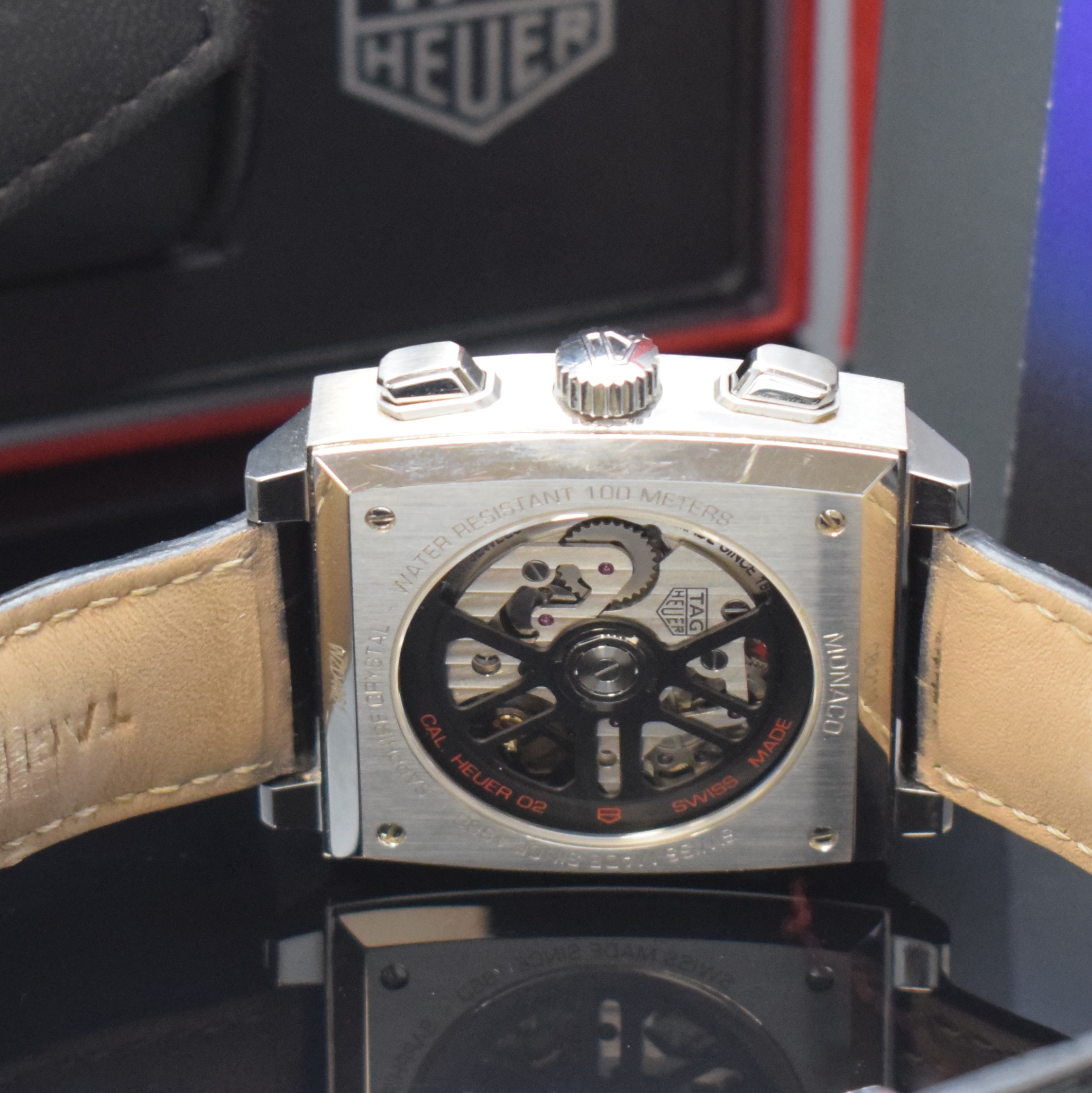 Detail d: TAG HEUER Monaco Armbandchronograph Referenz CBL2113.FC6177, Automatik, beids. vergl. Edelstahlgeh. inkl. Lederband m. Faltschl., Boden 4-fach ...
