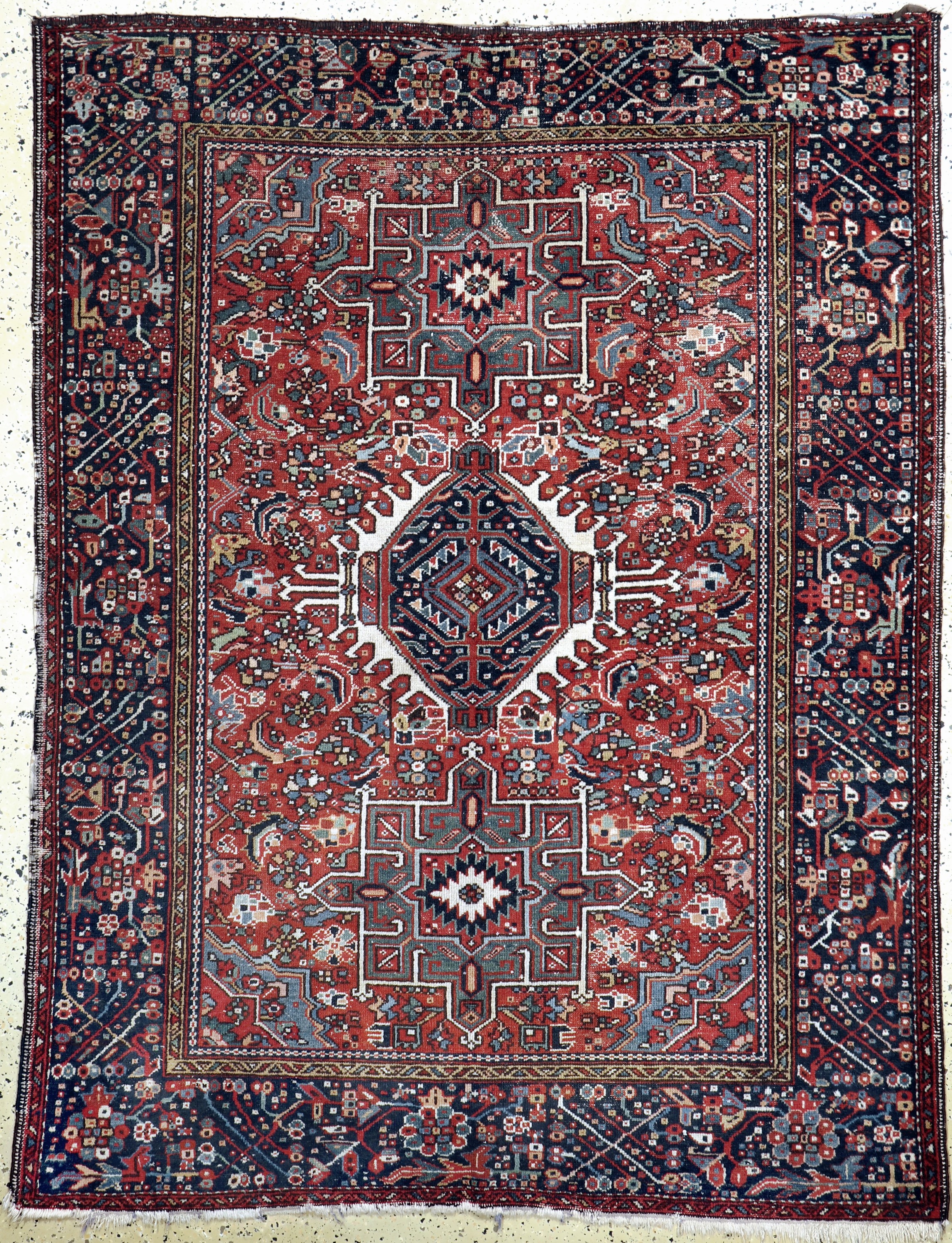 Garadjeh alt, Persien, Anfang 20.Jhd, Wolleauf Baumwolle, ca. 187 x 144 cm, EHZ: 3