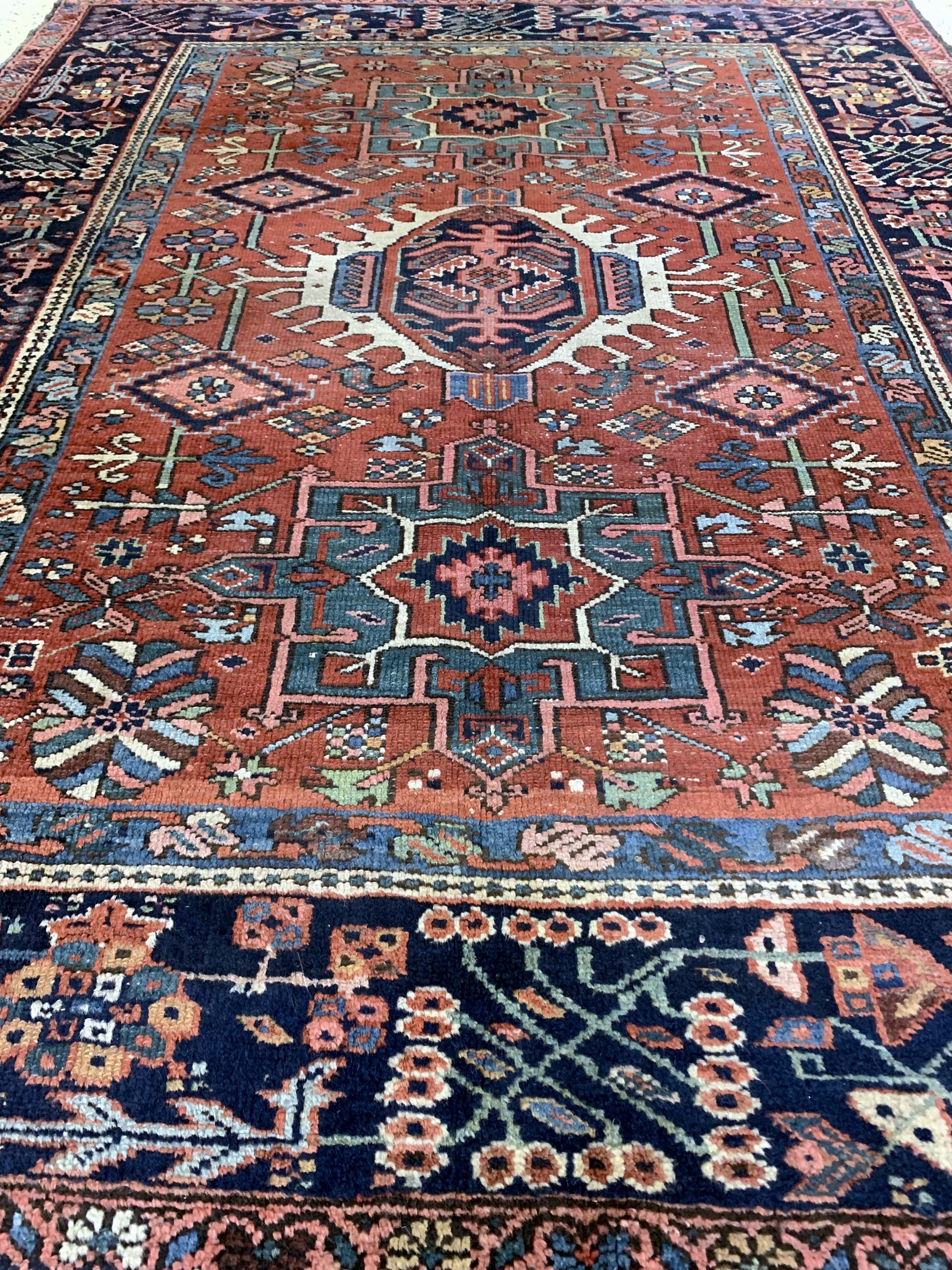 Detail d: Garadjeh alt, Persien, Anfang 20.Jhd, Wolleauf Baumwolle, ca. 200 x 154 cm, EHZ: 3