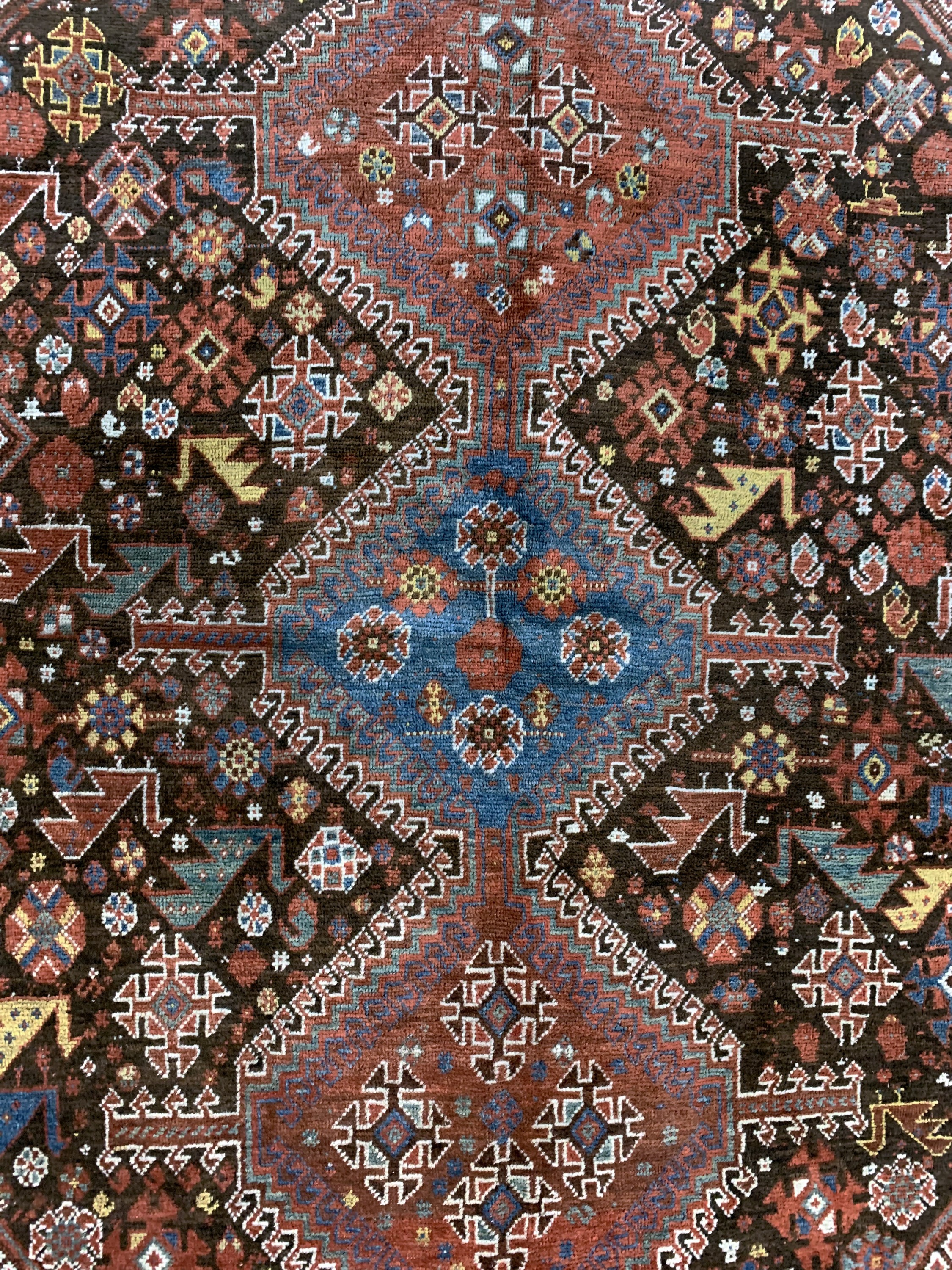 Detail c: Antiker Khamseh, Persien, 19.Jhd, Wolle aufWolle, ca. 202 x 170 cm, EHZ: 3