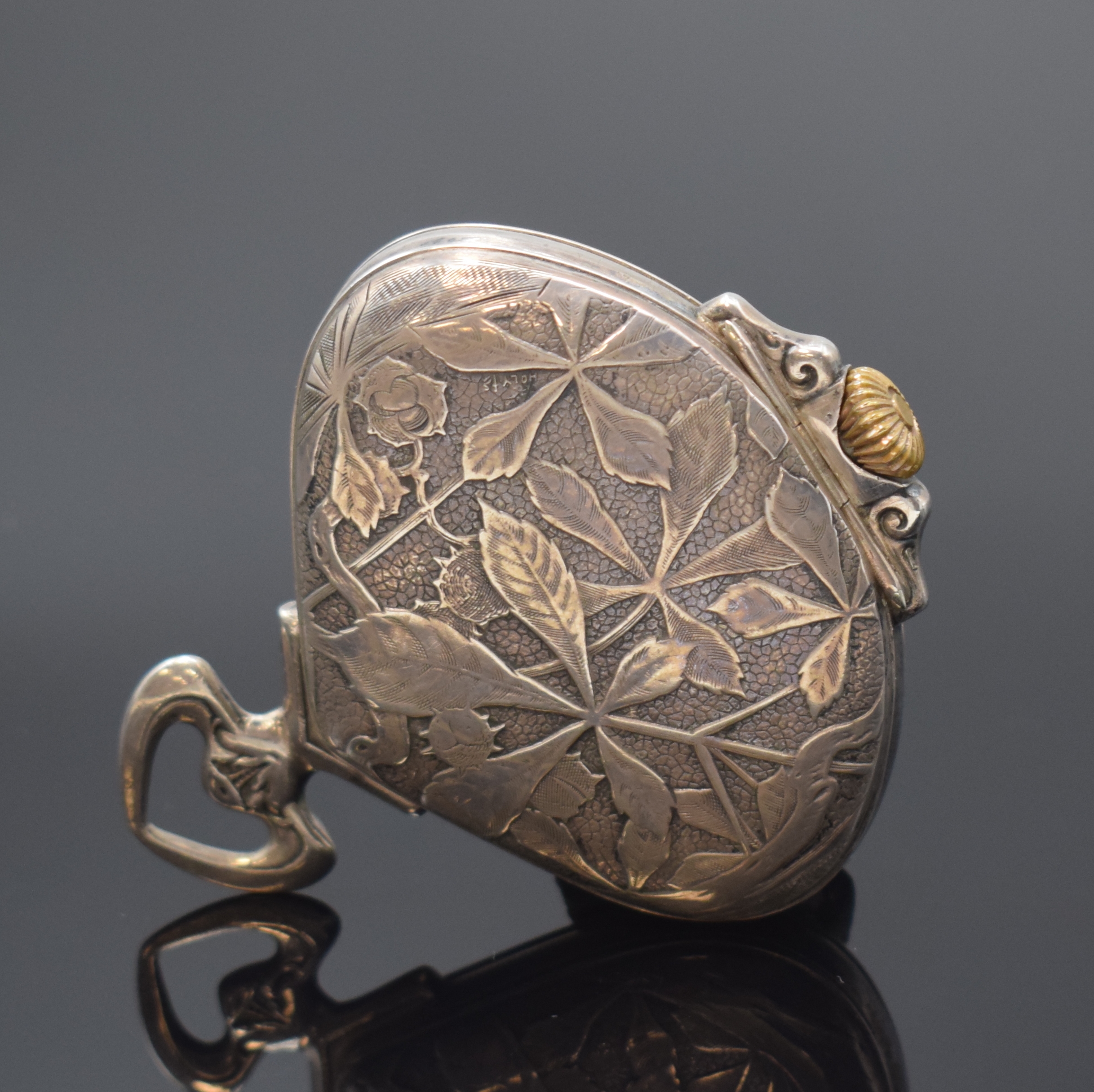Detail a: SECTOR WATCH / RECORD WATCH in Silber, Schweiz um 1900, floral geprägtes Jugendstil- Geh., Emailzifferbl., arab. Zahlen, gebl. Zeiger, verg. ...