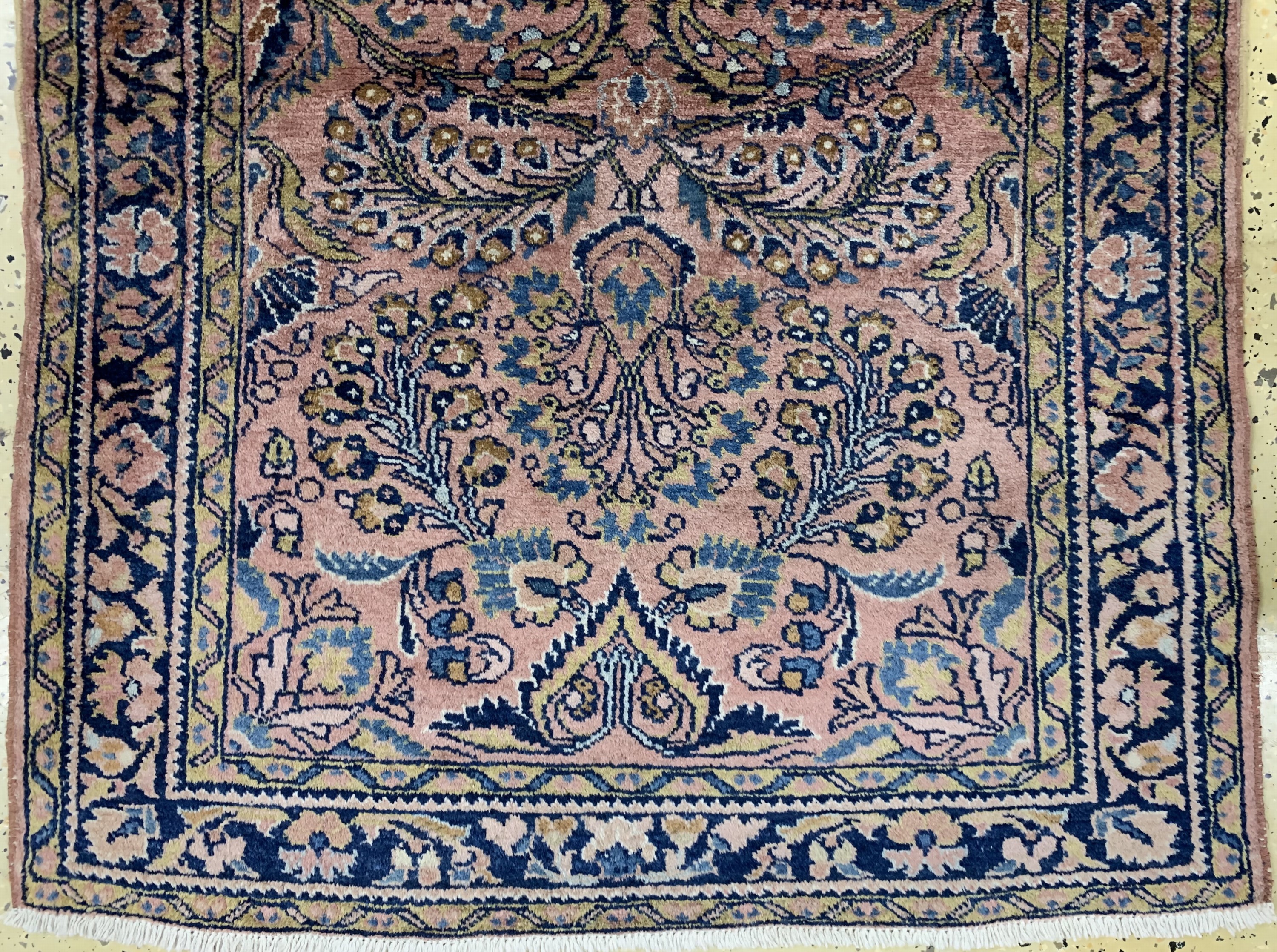 Detail b: Us Re-Import Lilian, Persien, Anfang 20.Jhd, Wolle auf Baumwolle, ca. 155 x 105 cm,EHZ: 2