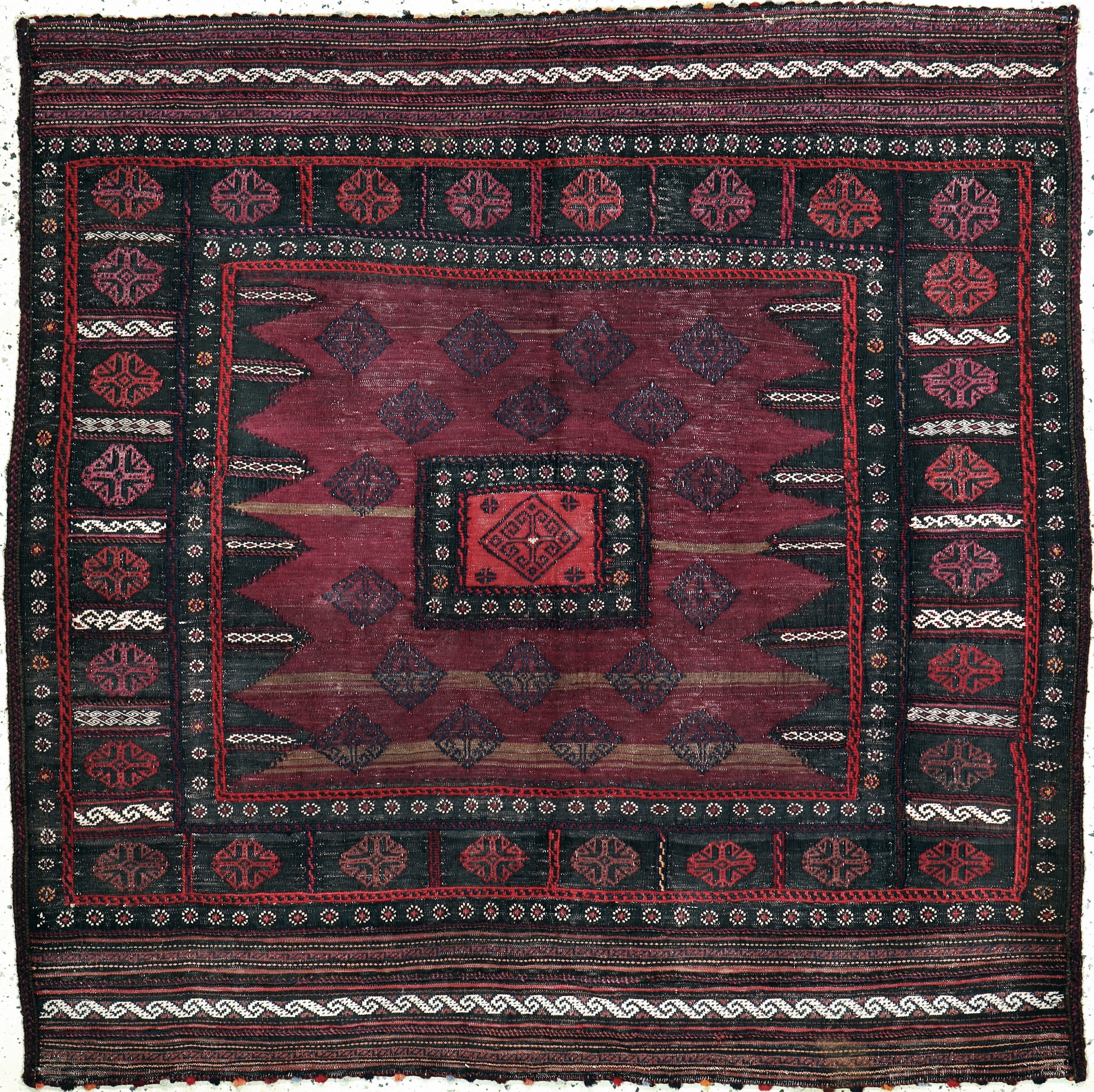 Belutsch"Sofreh"antik, Persien, um 1900, Wolle auf Wolle, ca. 146 x 146 cm, EHZ: 2