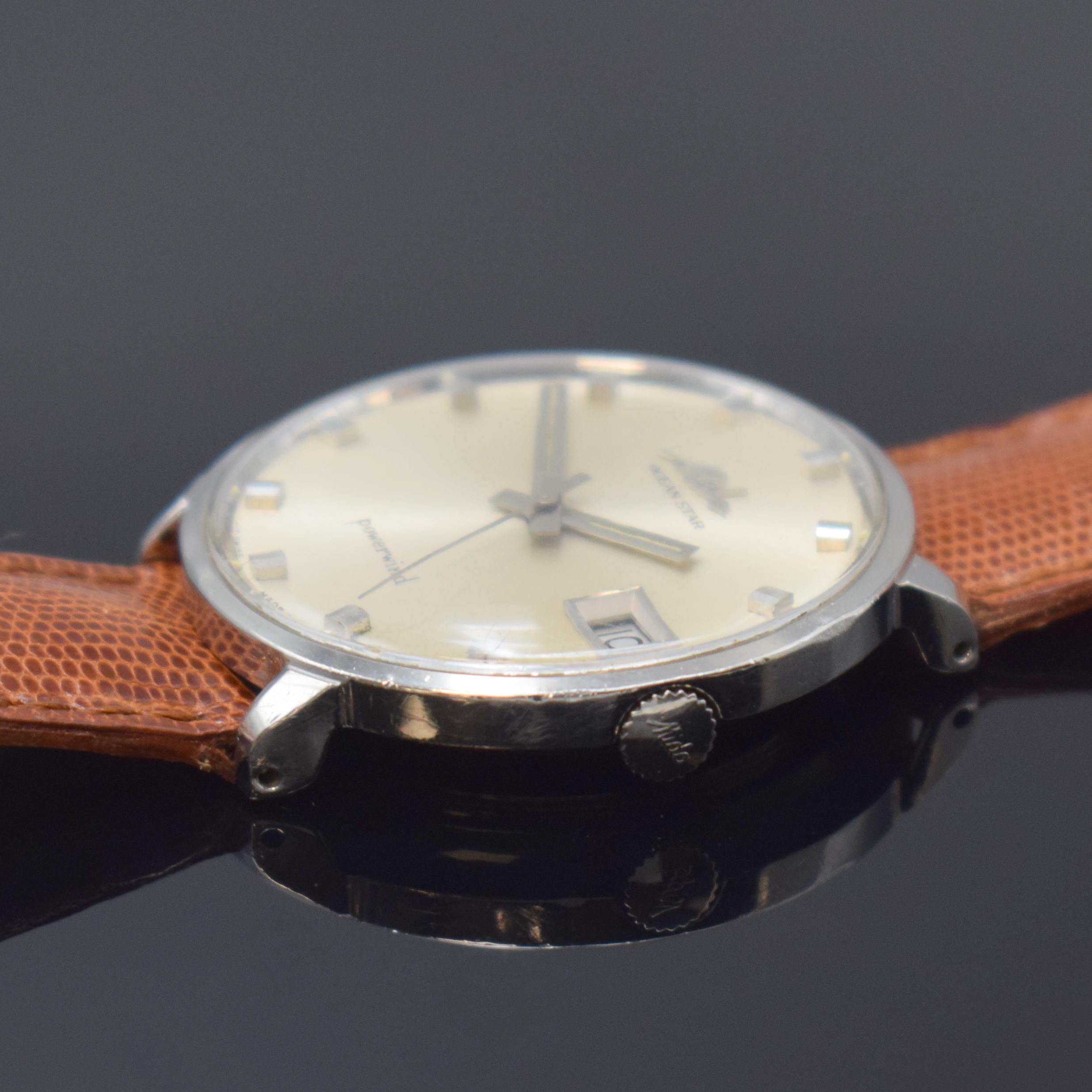Detail b: MIDO Ocean Star Powerwind Herrenarmbanduhr in Stahl Referenz 5047, Schweiz um 1965, Automatik, Monocoque-Geh., silb. Zifferbl. m. aufges. Std.-Ind., ...