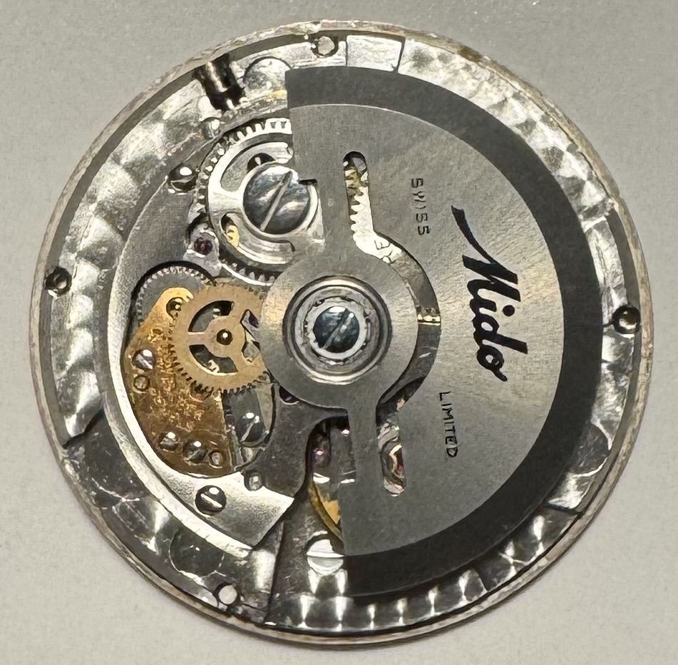 Detail e: MIDO Ocean Star Powerwind Herrenarmbanduhr in Stahl Referenz 5047, Schweiz um 1965, Automatik, Monocoque-Geh., silb. Zifferbl. m. aufges. Std.-Ind., ...