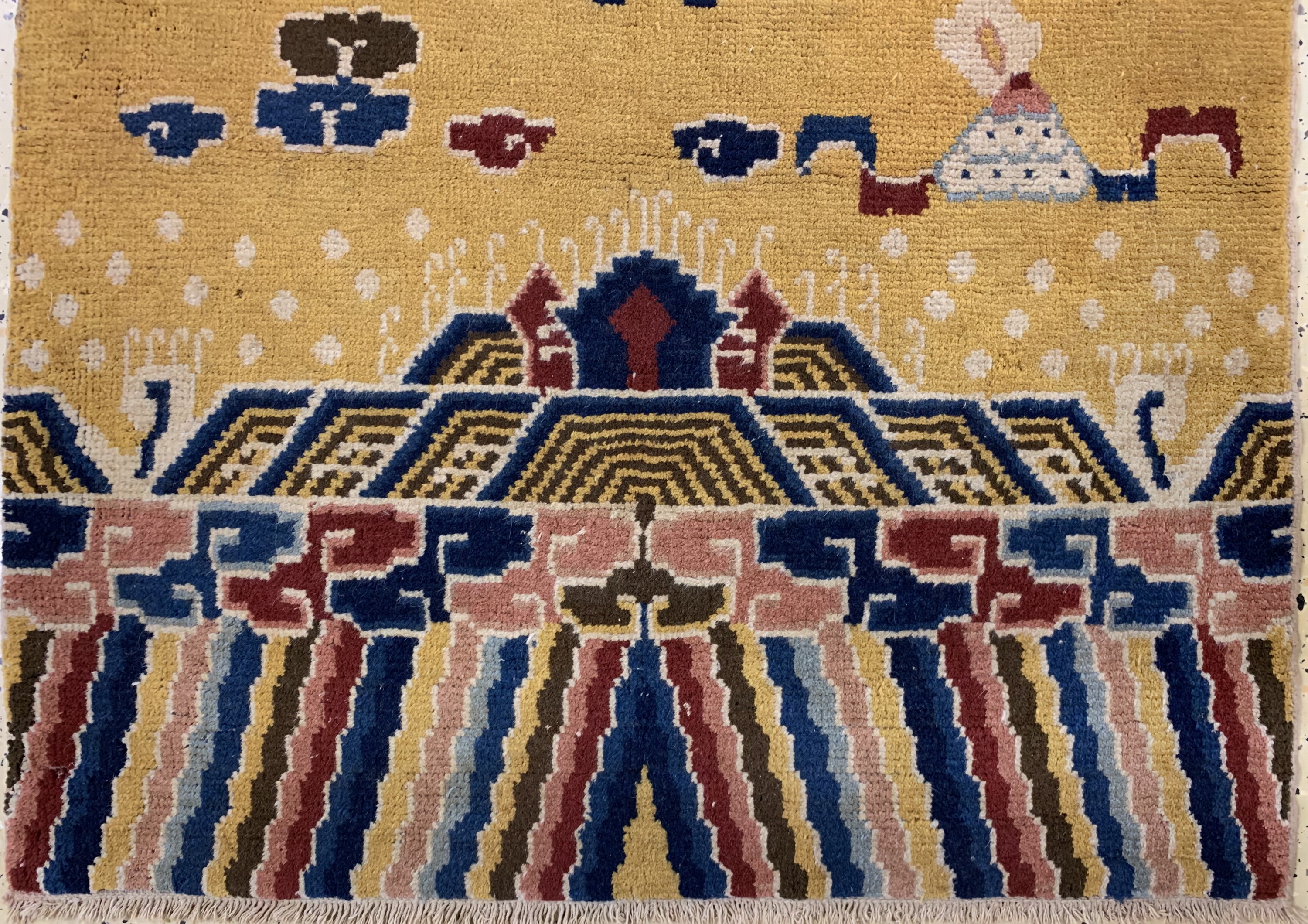 Detail c: "Säulenteppich"antik, China, um 1900, Wolleauf Baumwolle, ca. 240 x 90 cm, EHZ: 3