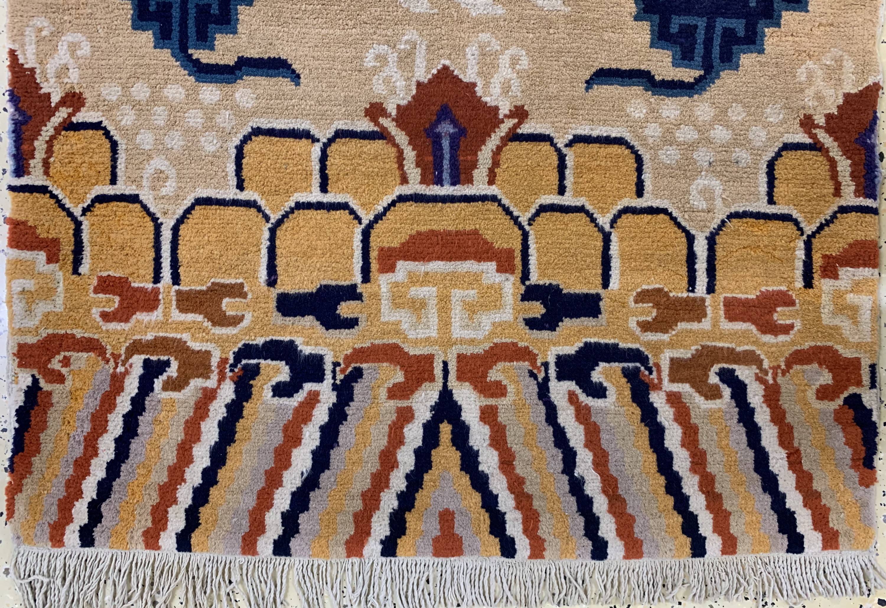 Detail d: "Säulenteppich"alt, China, Anfang 20.Jhd, Wolle auf Baumwolle, ca. 300 x 105 cm, EHZ: 2