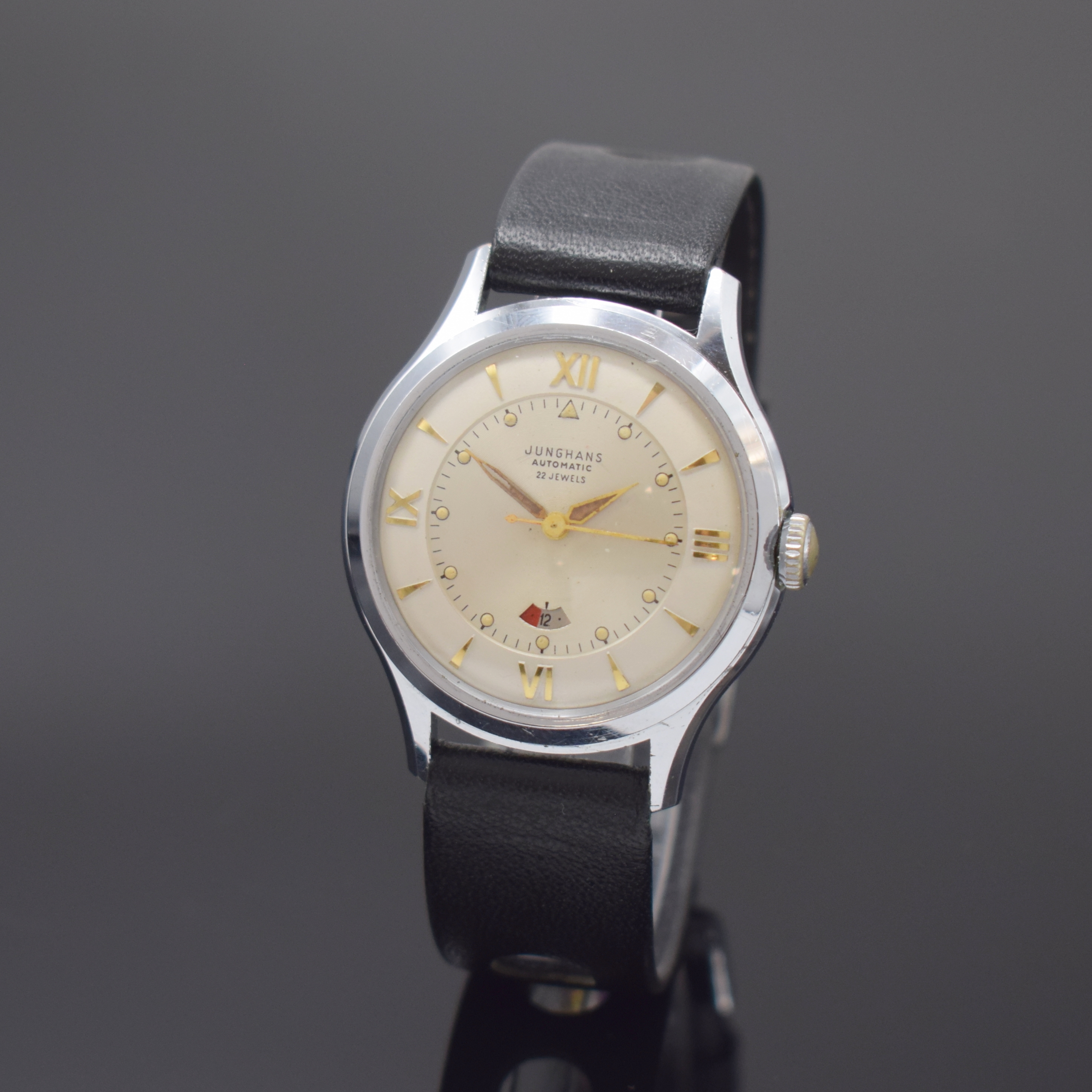 JUNGHANS Herrenarmbanduhr mit Gangreserveanzeige Kaliber 80/12, Deutschland um 1950, Automatik, verchr. Geh., Boden verschr., silb. Zifferbl. m. ...