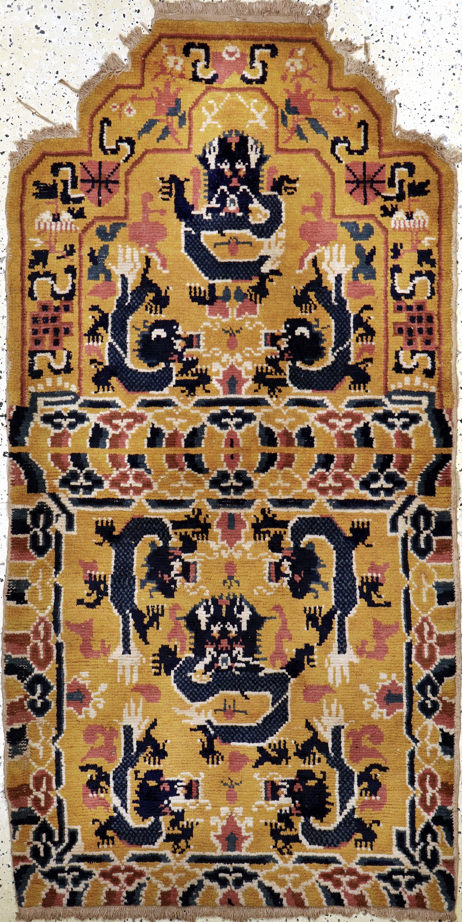 "Thron-Sitzteppich"antik, China, um 1900, Wolle auf Baumwolle, ca. 175 x 90 cm, EHZ: 2