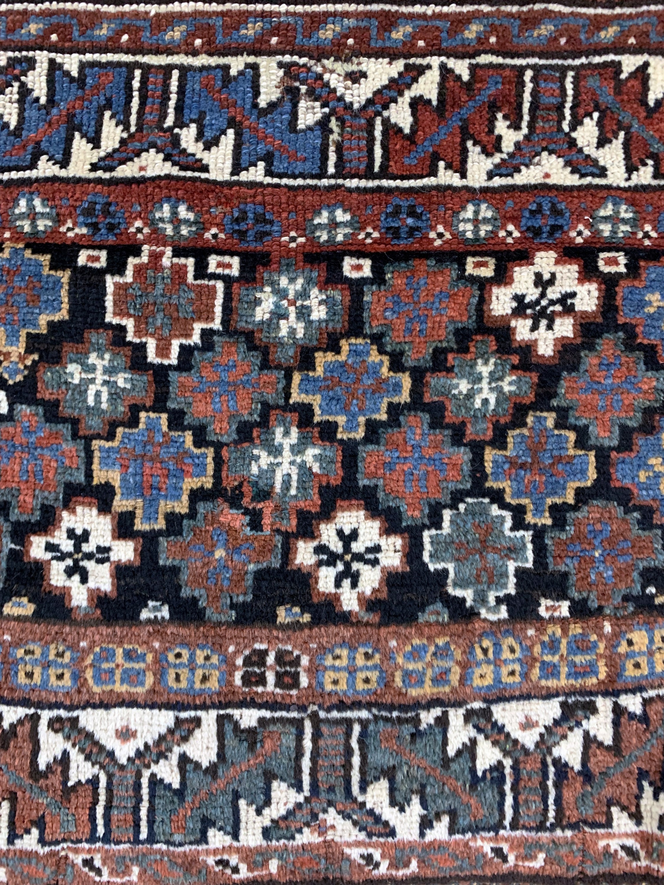 Detail c: Weramin"Taschenfront"antik, Persien, um 1900, Wolle auf Wolle, ca. 108 x 98 cm, EHZ: 2