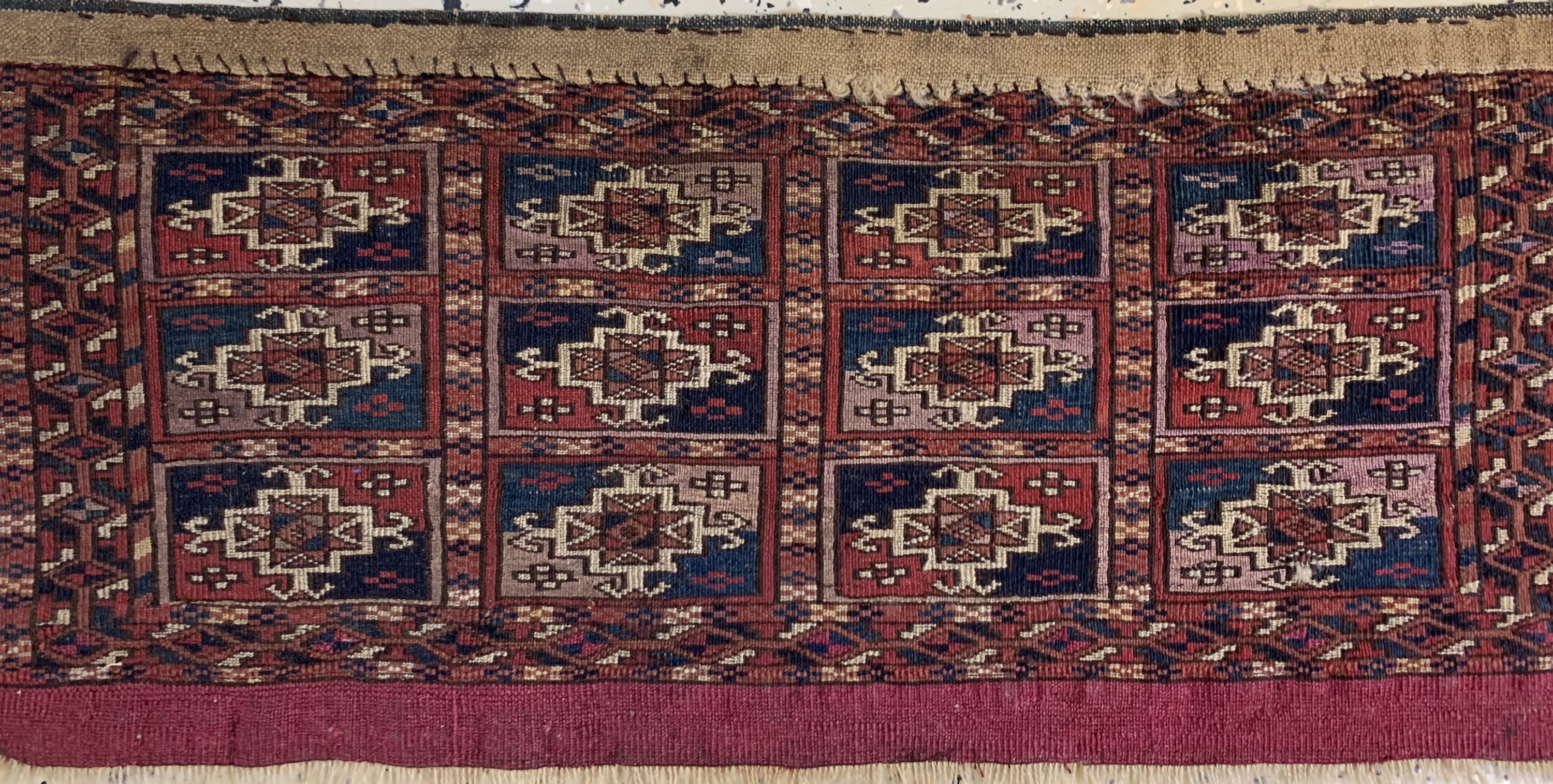 Detail b: 2 Antike Torba, Turkmenistan, 19.Jhd, Wolleauf Wolle, ca. 66 x 30 cm, EHZ: 3-4