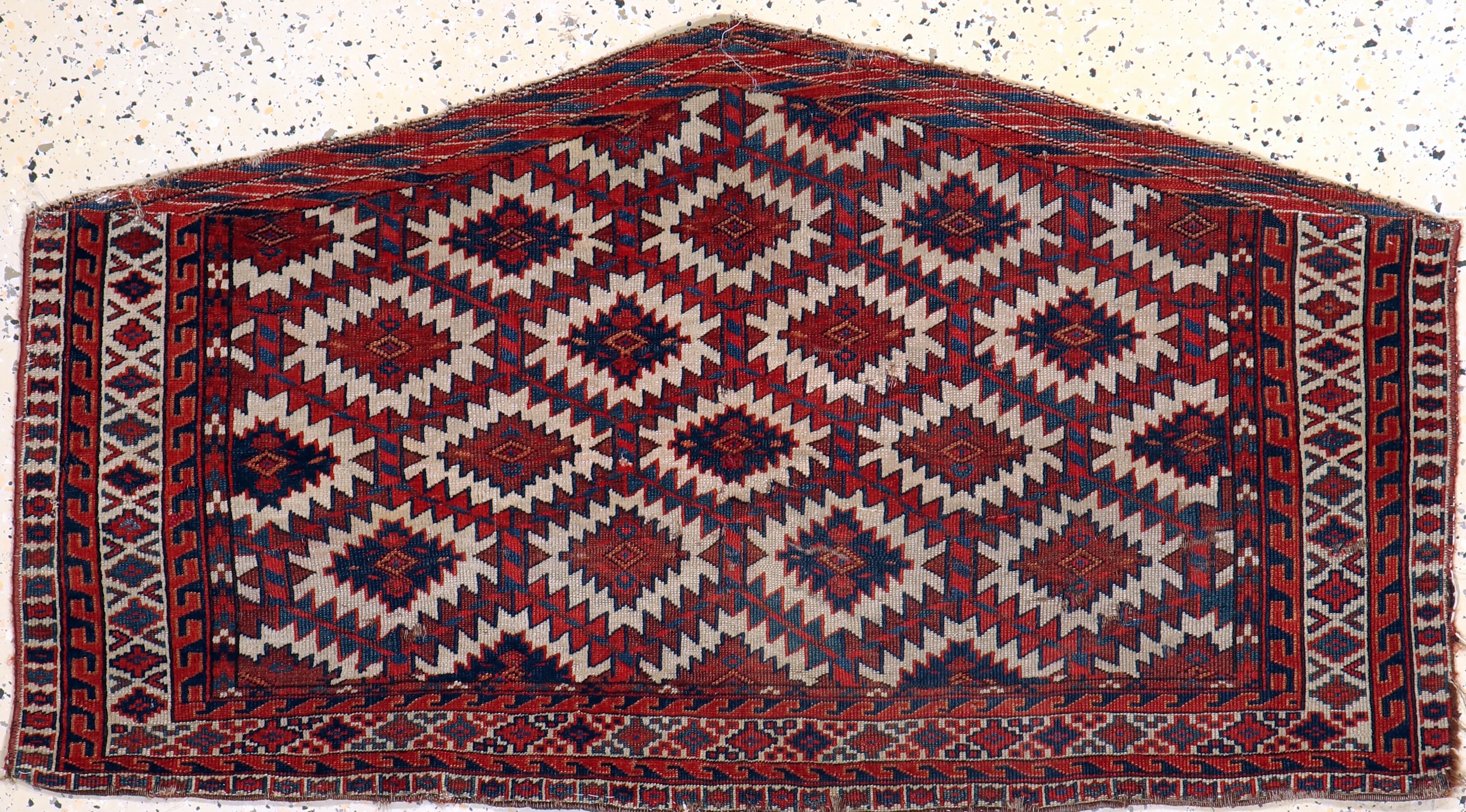 Yomud"Asmalyk"antik, Turkmenistan, 19.Jhd, Wolle auf Wolle, ca. 120 x 67 cm, EHZ: 3-4