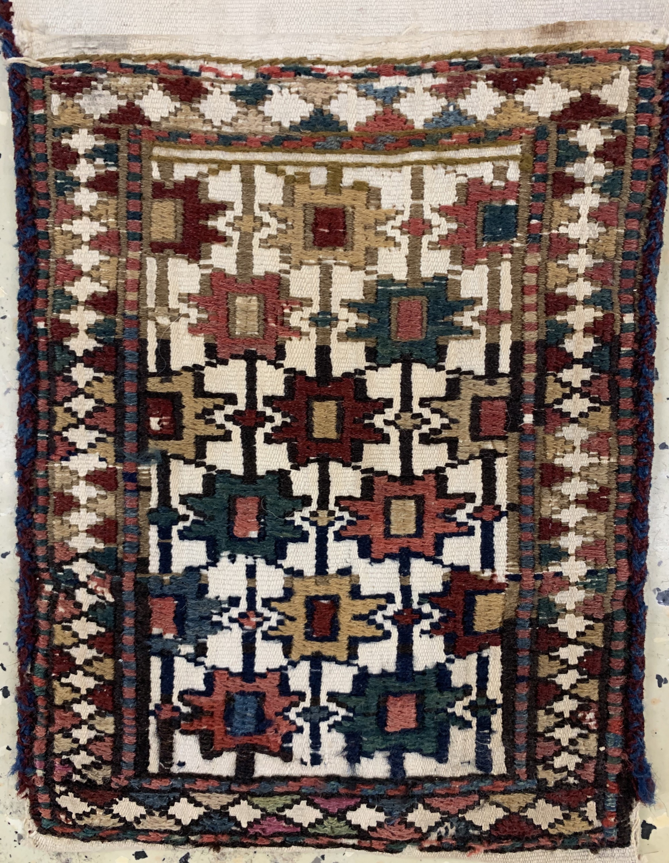Detail a: 2"Doppeltaschen", Persien, Anfang 20.Jhd, Wolle auf Baumwolle, ca. 68 x 23 cm, EHZ: 3
