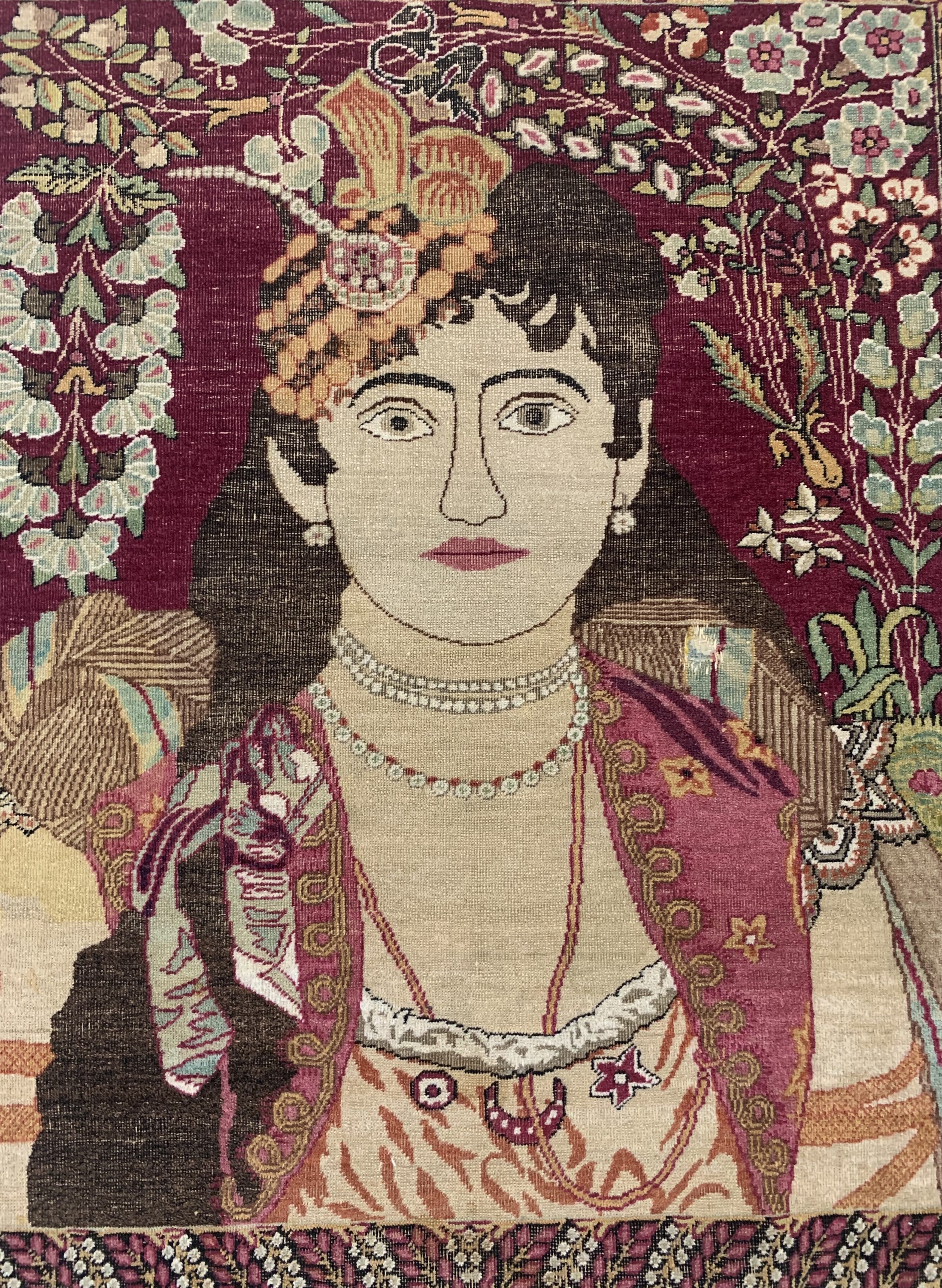 Detail c: Kerman Lawar antik, Persien, 19.Jhd, Wolle auf Baumwolle, ca. 75 x 65 cm, EHZ: 3