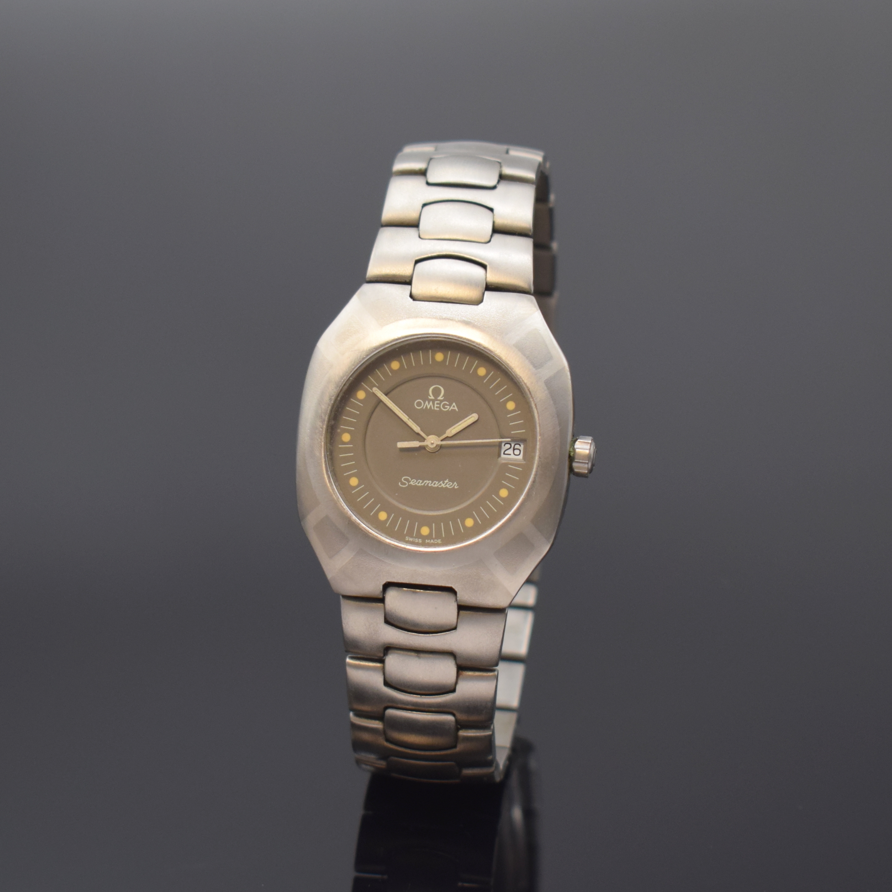 OMEGA Seamaster Polaris Armbanduhr in Titan mit Palladium Intarsie Referenz 196.0291/396.0981, Schweiz um 1985, quarz, Boden gedr., orig. Gliederband ...