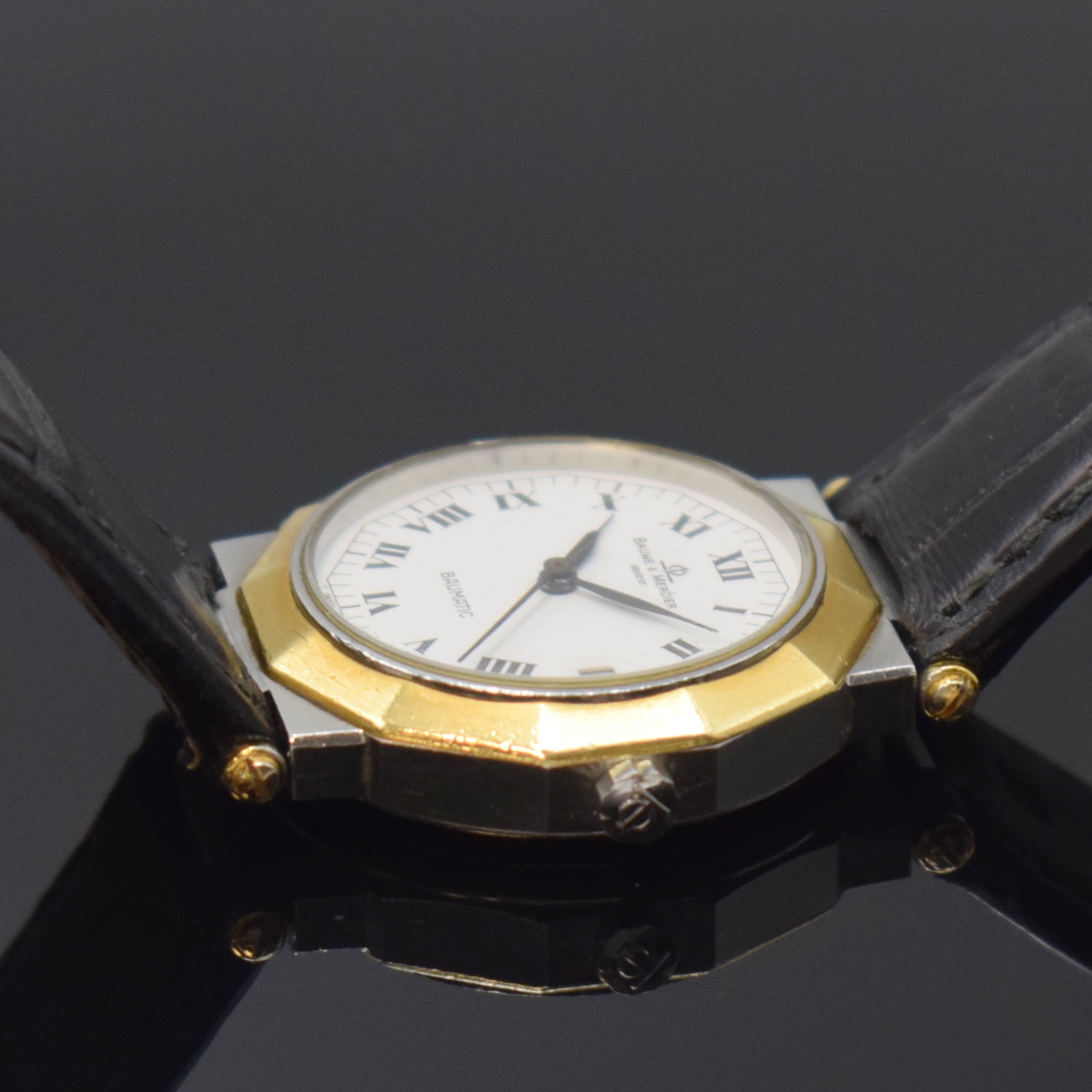 Detail b: BAUME & MERCIER Baumatic Damenarmbanduhr in Stahl/Gold Referenz 222.018, Automatik, Schweiz 1990er Jahre, Boden verschr., 12- eckige Lünette, ...