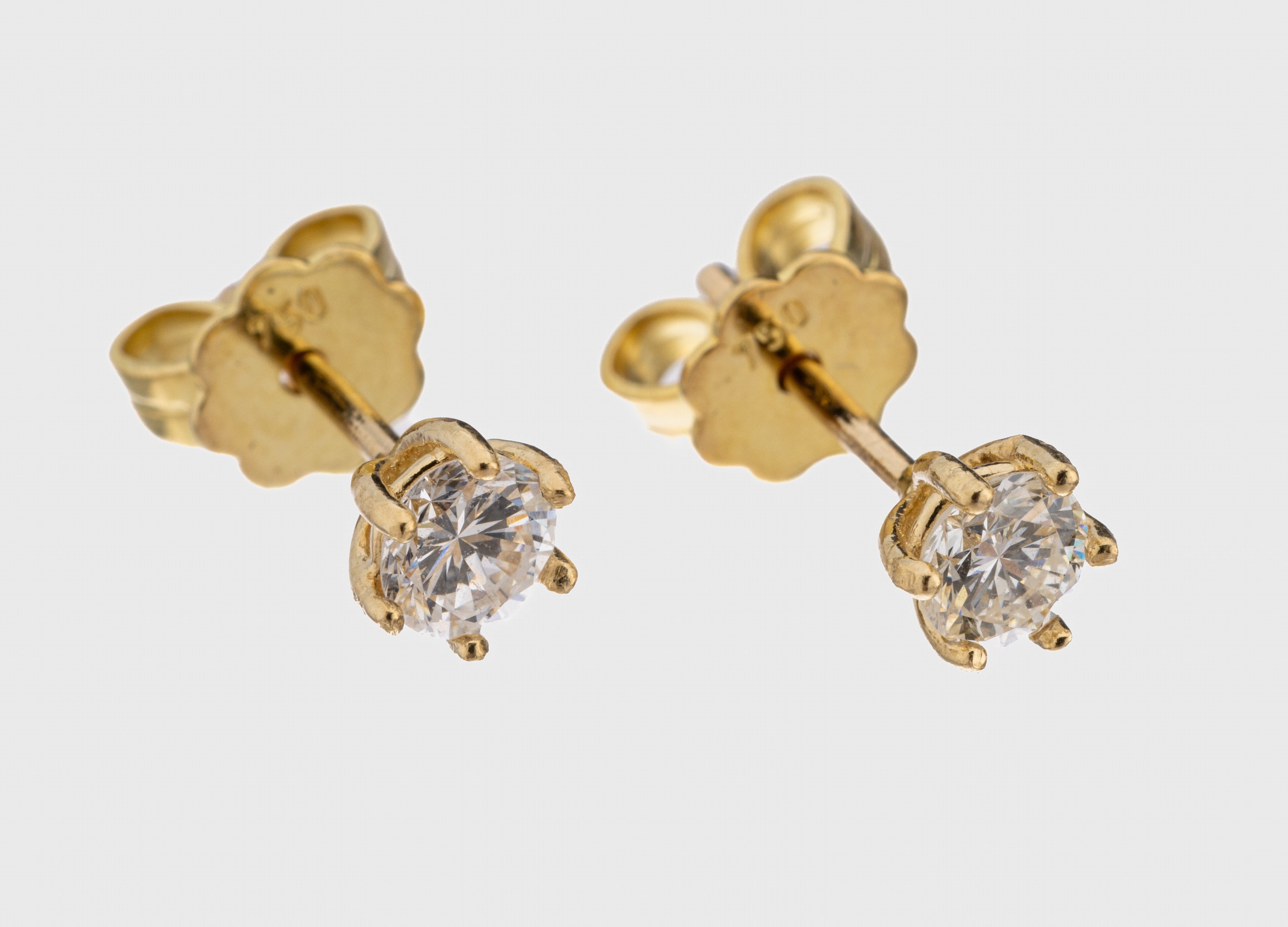 Paar 14 kt Gold Brillant Ohrstecker, GG 585/000, 2 Brillanten zus. ca. 0.50 ct feines Weiß/vs, ca. 1.5 g, Brisuren GG 750/000