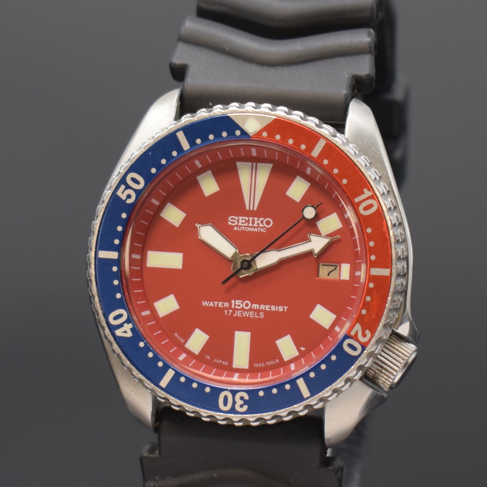 Detail a: SEIKO Taucheruhr Scuba Diver´s Referenz 7002- 7000, Automatik, 1990er Jahre, massives verschr. Geh. in Edelstahl, beids. drehb. Lünette m. 60er ...