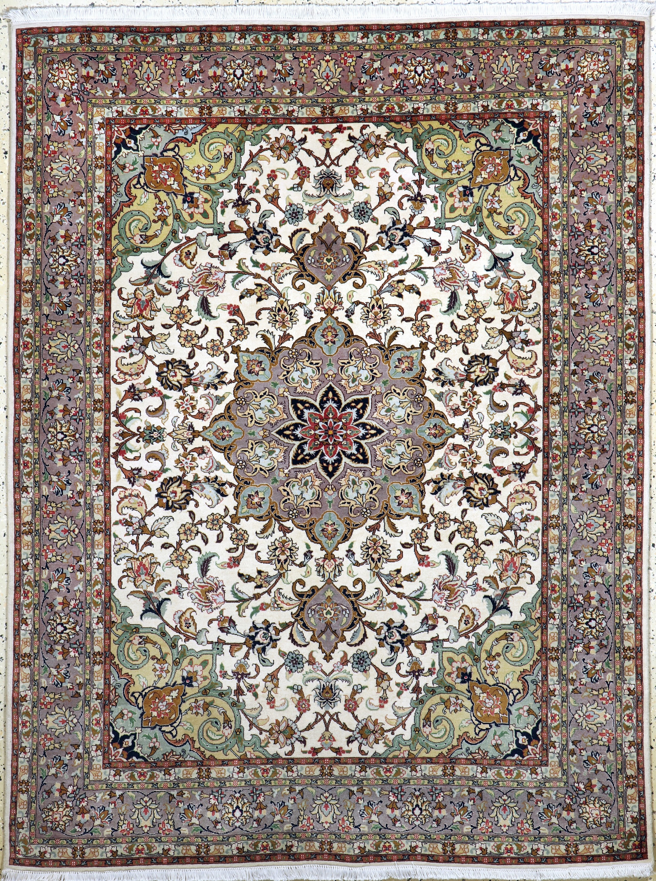 Täbriz fein(50 Raj), Persien, Ende 20.Jhd, Korkwolle mit Seide, ca. 203 x 155 cm, ca. 500.000 Kn/qm, EHZ: 1-2