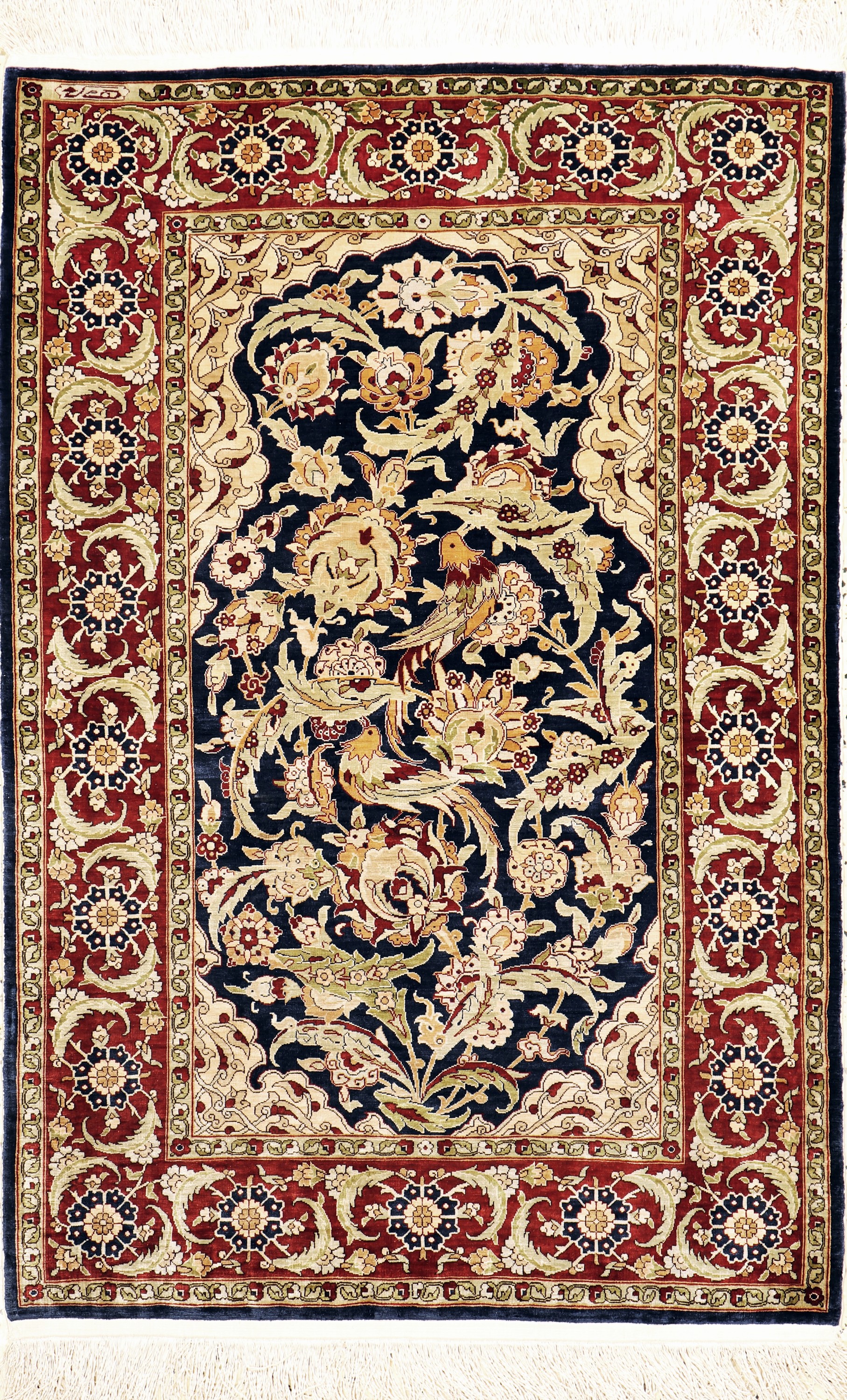 Hereke Seide fein signiert, Türkei, Mitte 20.Jhd, reine Naturseide, ca. 107 x 78 cm, EHZ: 1-2