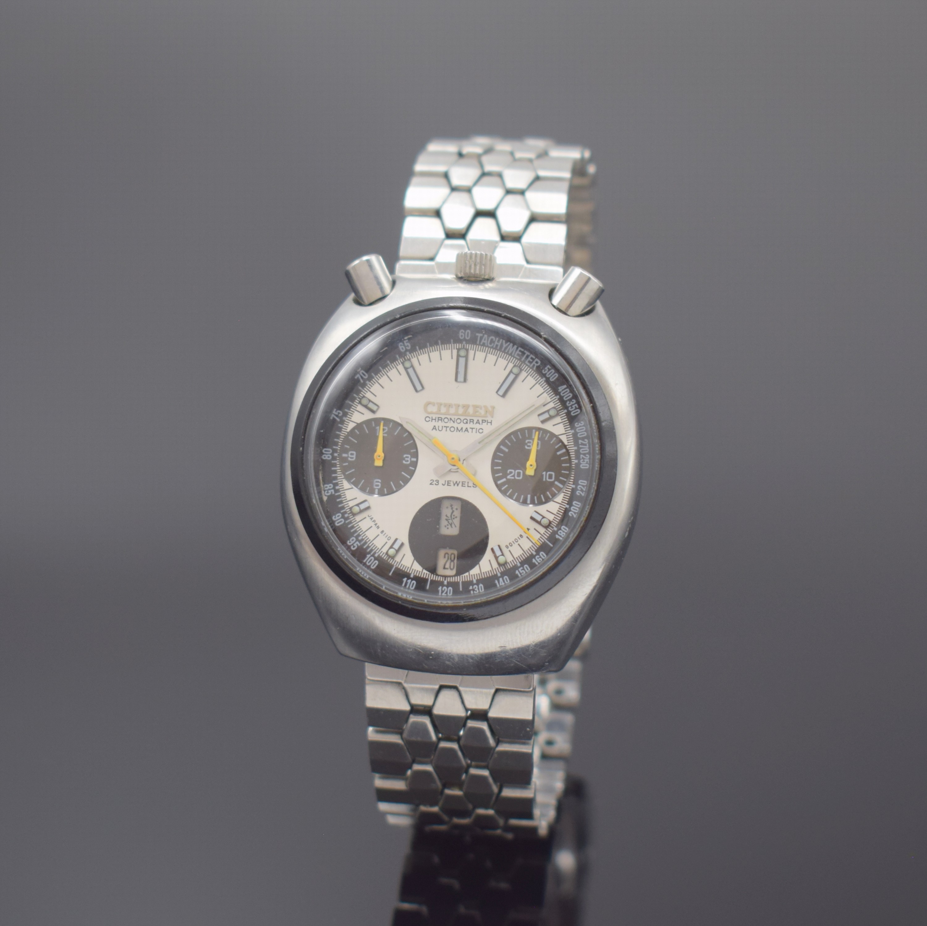 CITIZEN Armbandchronograph mit Flyback sog. Bullhead Referenz 4-901177 K, Japan um 1970, Automatik, Stahlgeh. inkl. orig. Gliederband m. Faltschl., ...
