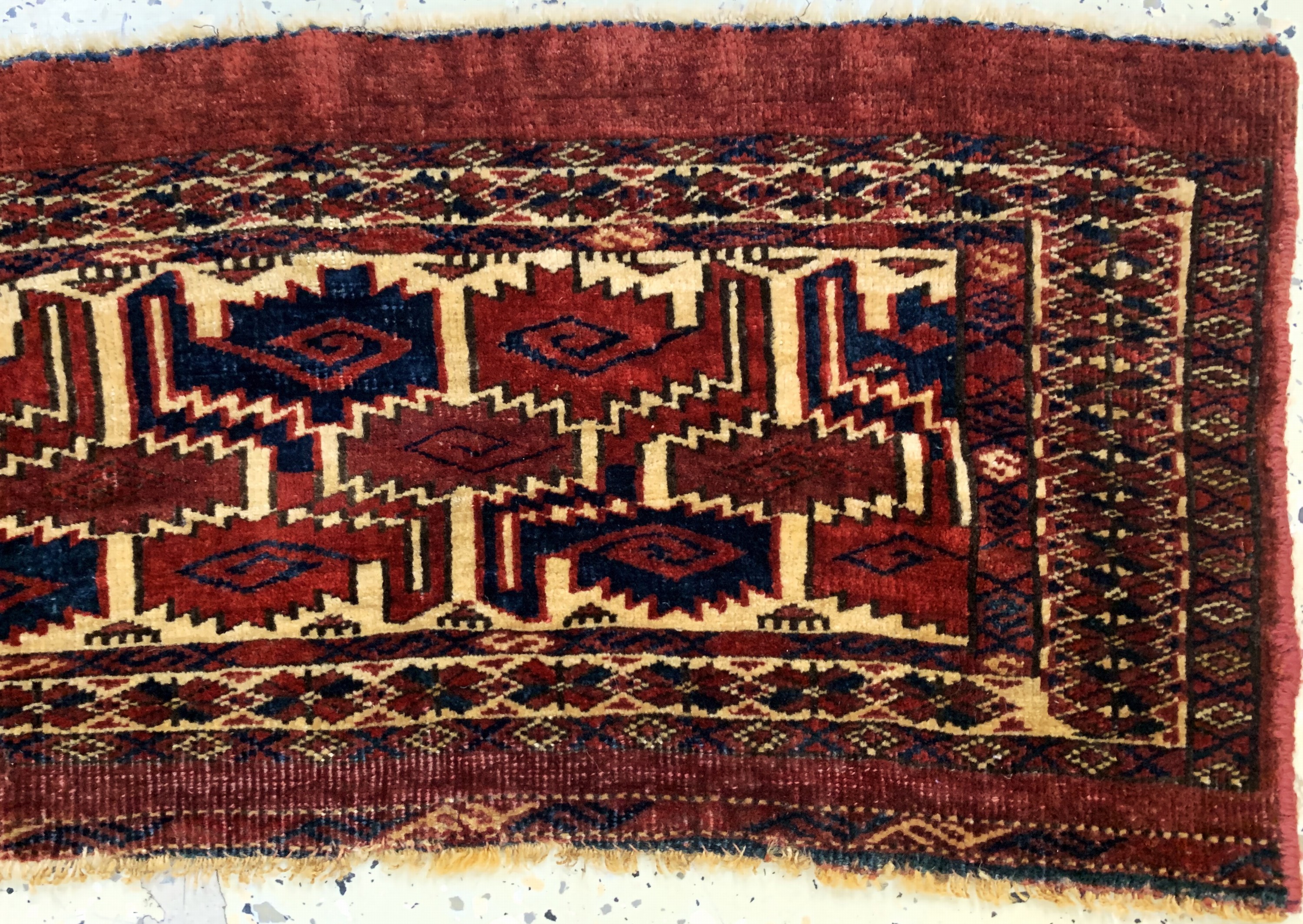 Detail d: 2 lots Torba, Turkmenistan, 19.Jhd., Wolle auf Wolle, ca. 127 x 50 cm, 93 x 30cm, EHZ: 3
