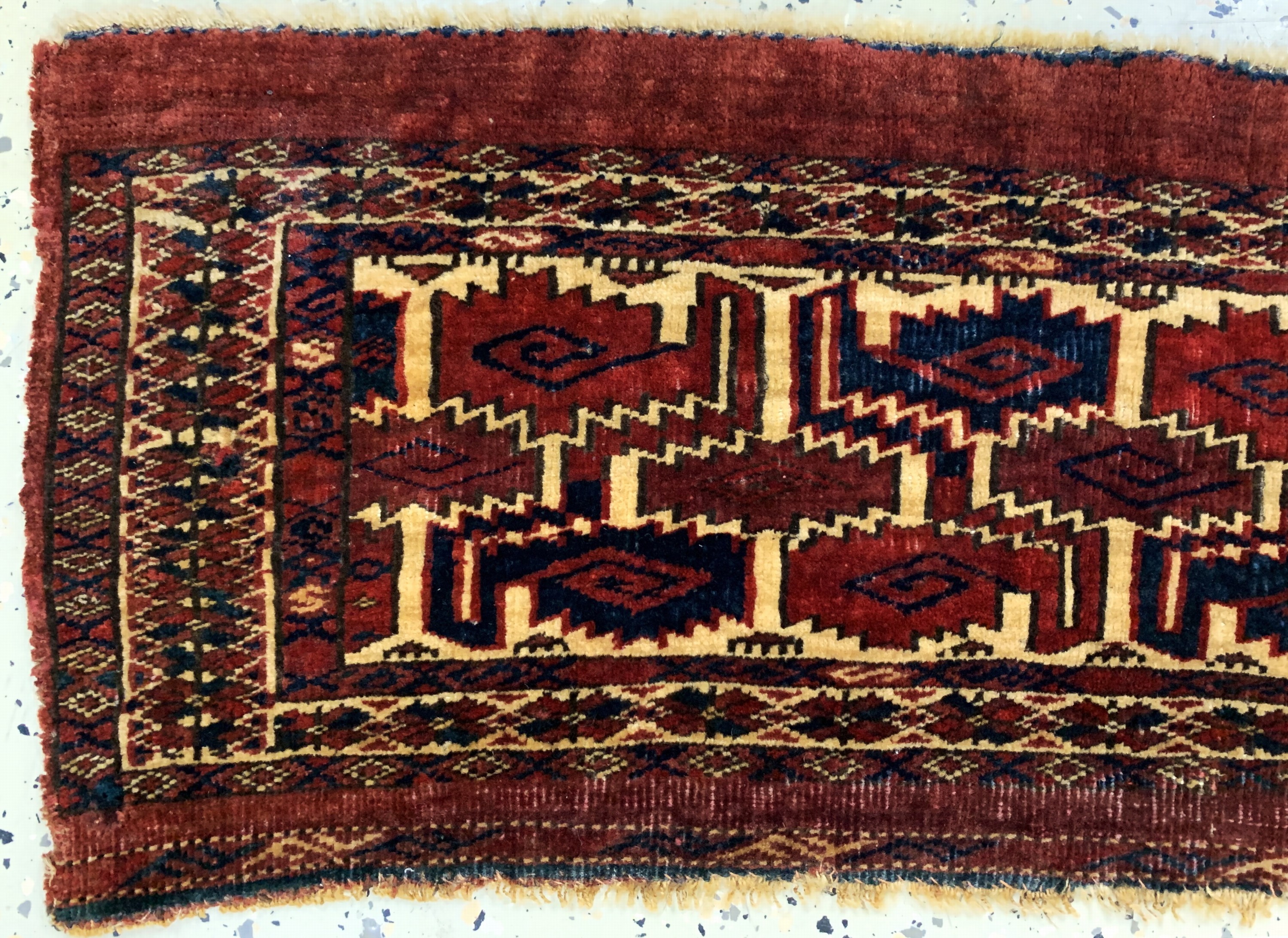 Detail e: 2 lots Torba, Turkmenistan, 19.Jhd., Wolle auf Wolle, ca. 127 x 50 cm, 93 x 30cm, EHZ: 3
