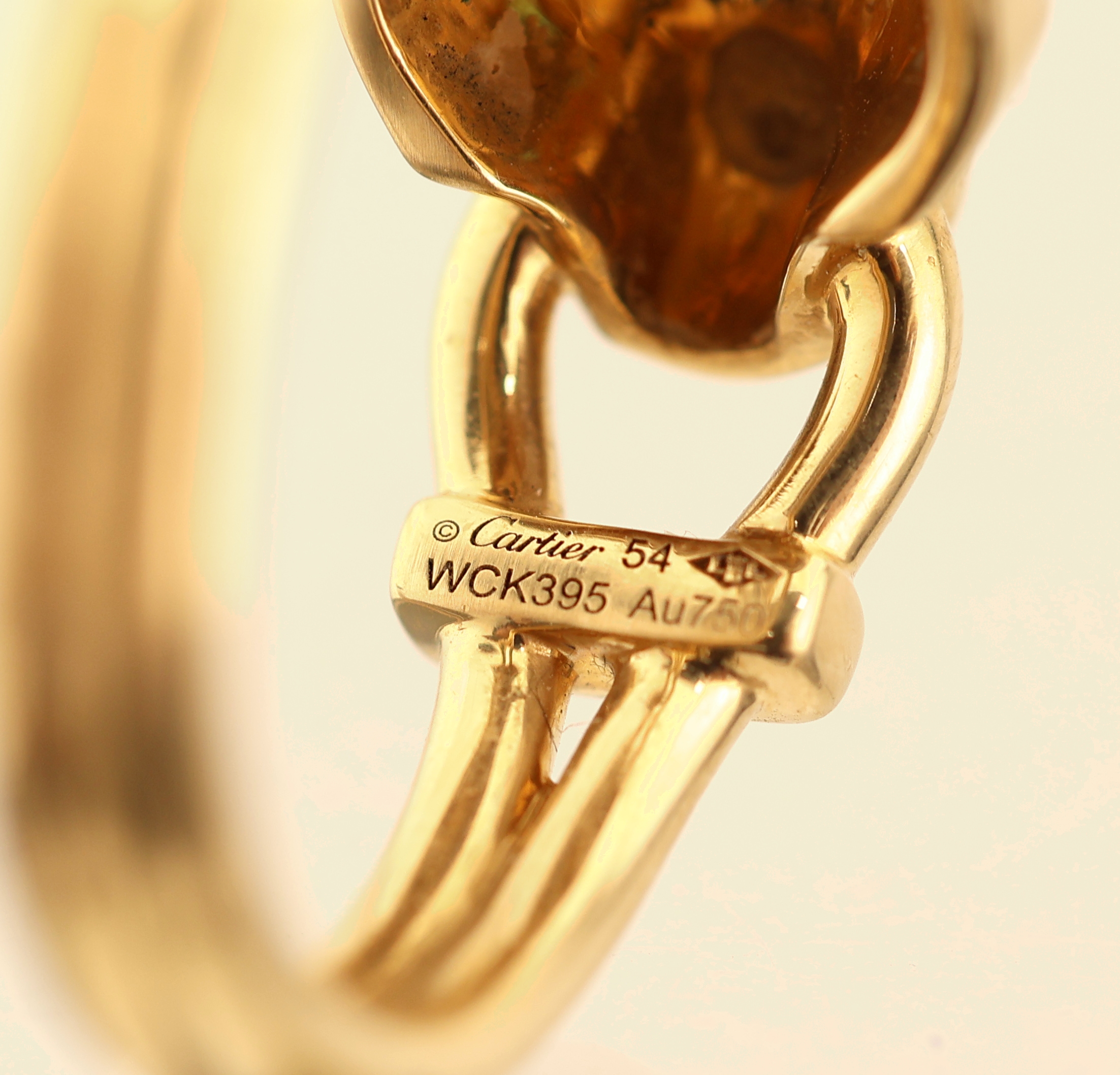 Detail b: 18 kt Gold PANTHERE DE CARTIER Diamant Tsavorith Ring, GG 750/000, Kopf partiell mit schwarzem Lack, Augen bes. mit 2 facett. Tsavorithtropfen, 5 ...