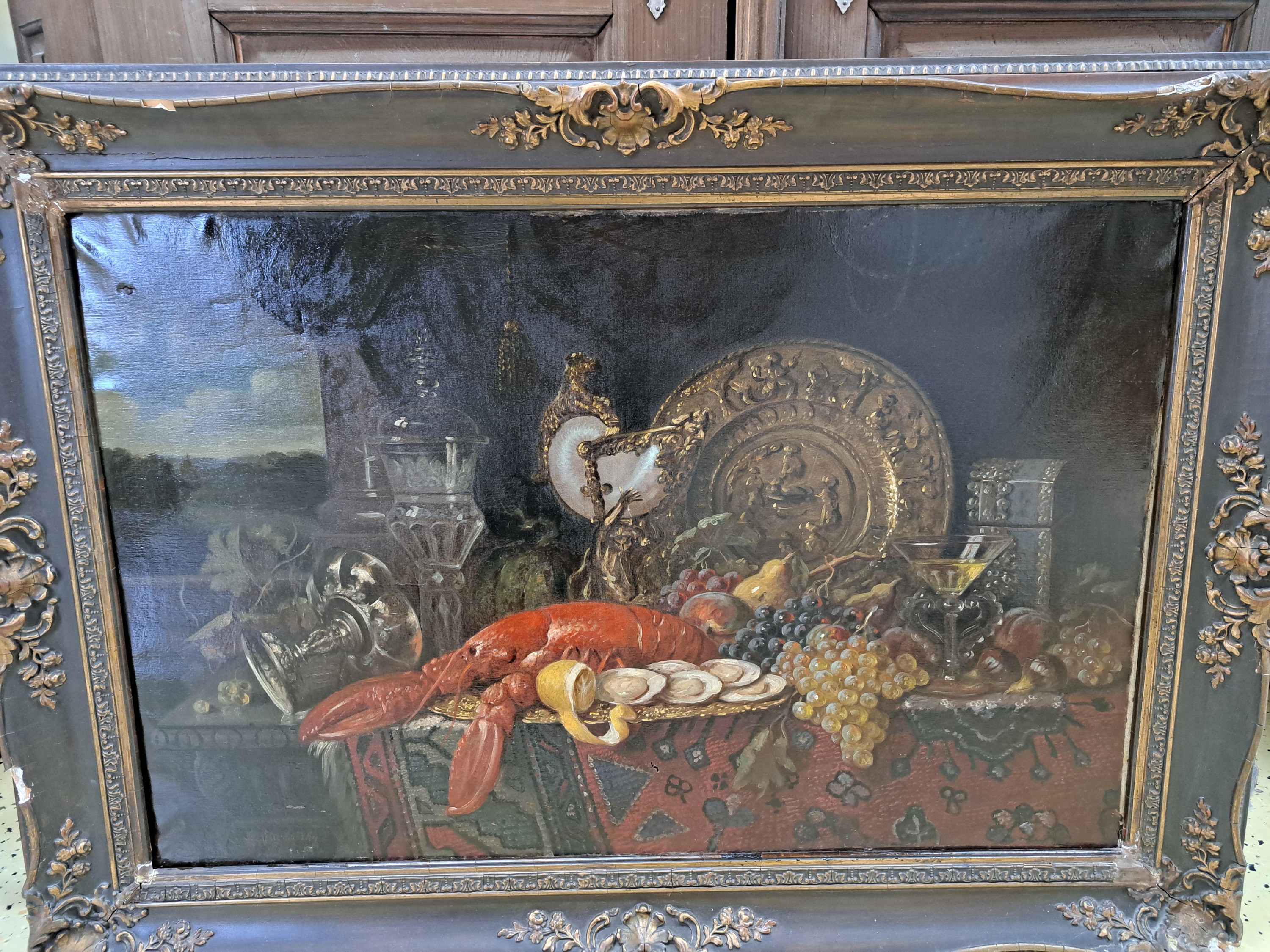 Detail e: Ernst Czernotzky, 1869 Brünne 1939 Wien, Stilllebenmaler, Stillleben mit Nautiluspokal,Messingplatte, Glaspokal, Hummer, Muscheln undTrauben, links ...