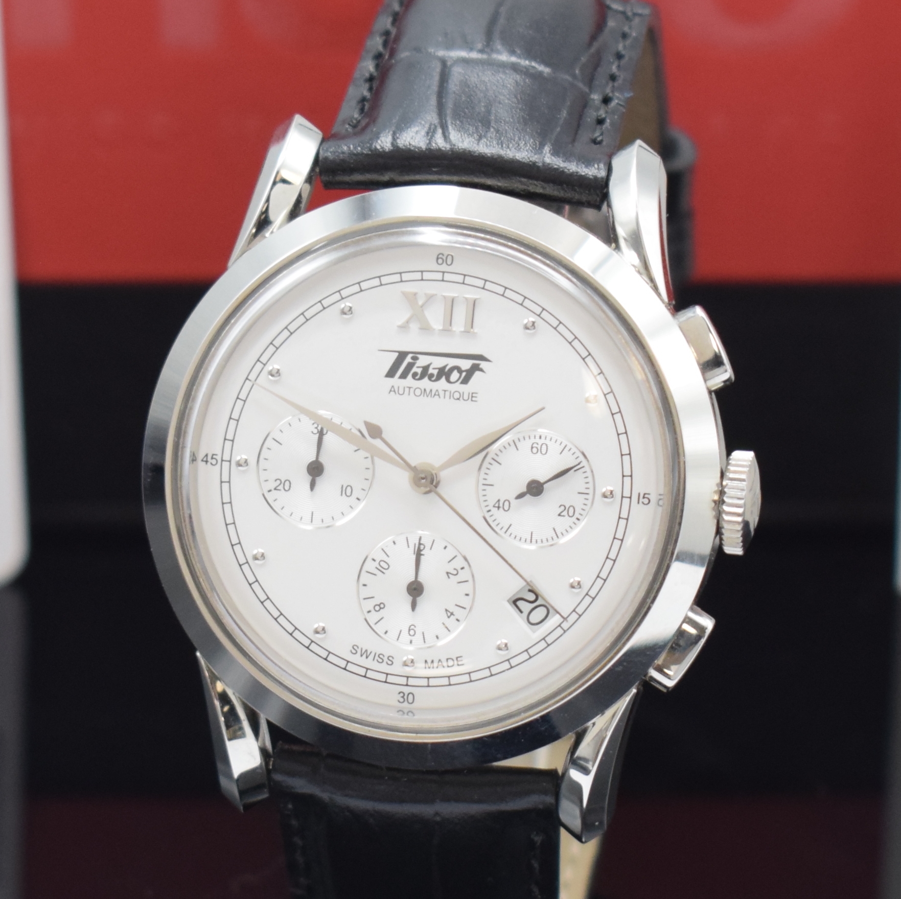 Detail a: TISSOT Heritage Armbandchronograph Referenz T661722.33, Schweiz verk. lt. beil. Pap. 01/2019, Automatik, Edelstahlgeh. inkl. orig. Lederband m. dopp. ...