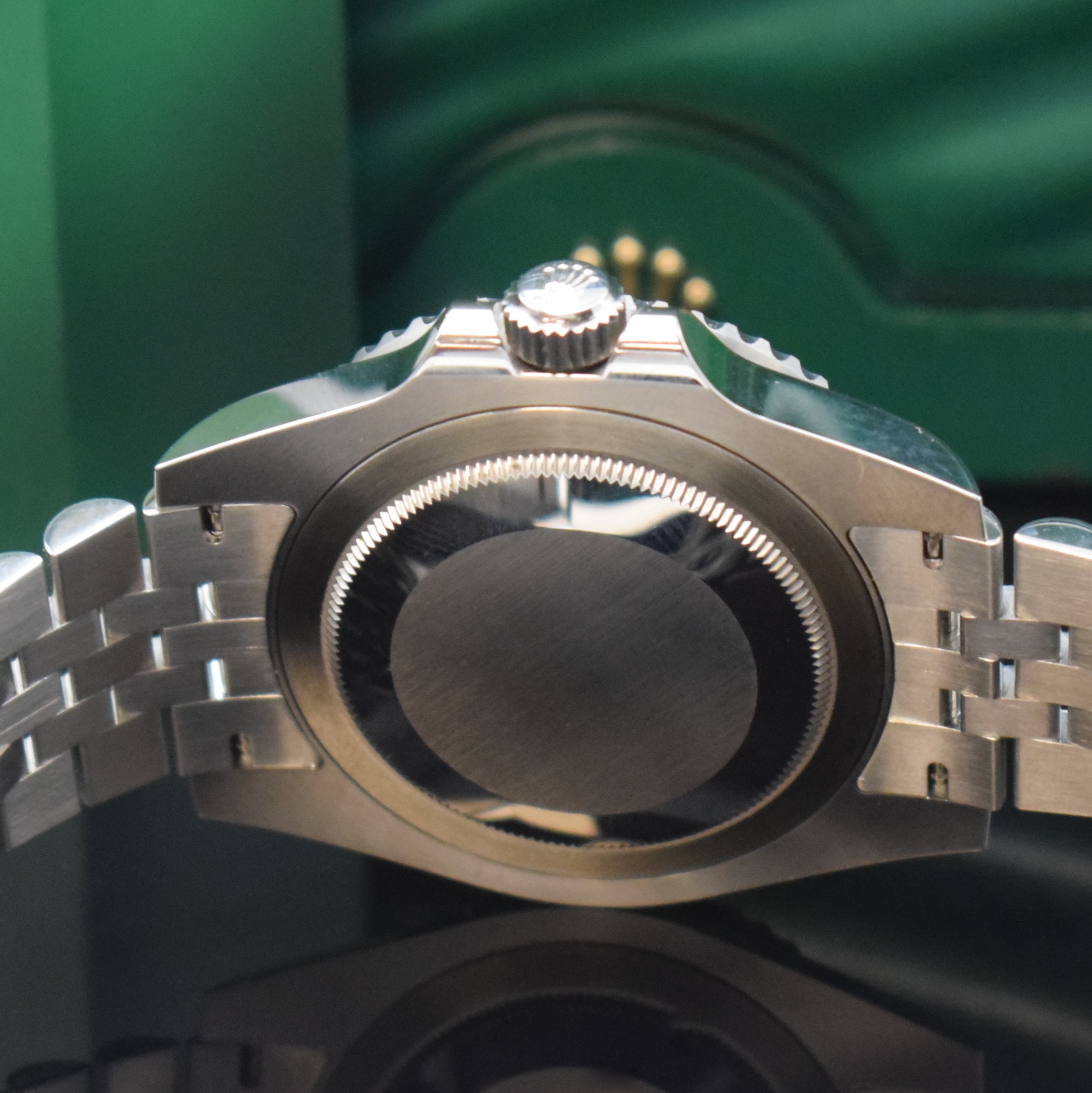 Detail d: ROLEX nahezu neuwertige Herrenarmbanduhr Oyster Perpetual Date GMT-Master II Referenz 126710BLRO, Schweiz verk. lt. beil. Pap. 05/2020, Automatik, LC ...
