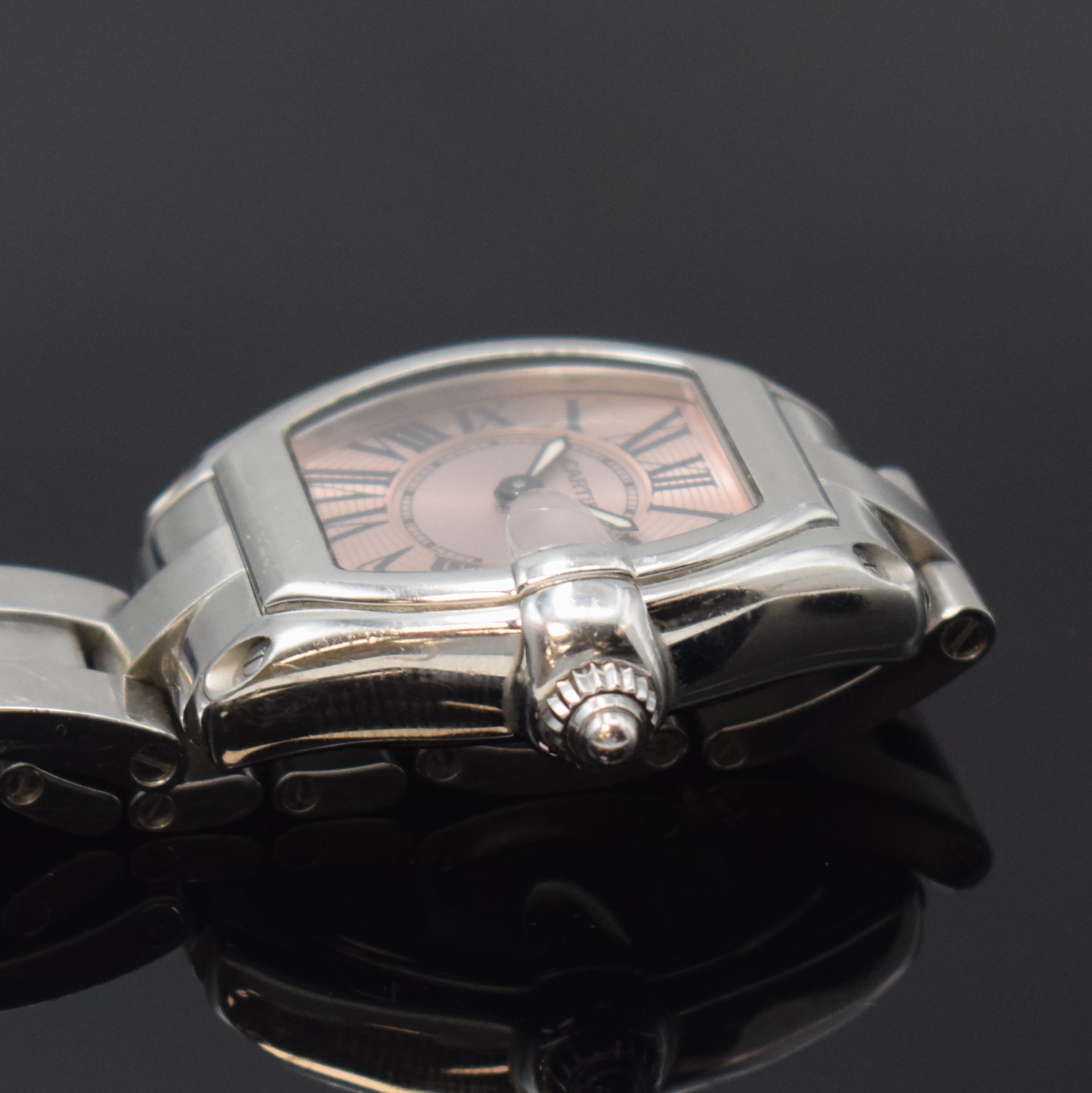 Detail c: CARTIER Roadster Damenarmbanduhr Referenz 2675, Schweiz um 2005, quarz, Edelstahlgeh. inkl. orig. Gliederband m. dopp. Faltschl., Boden 4-fach ...