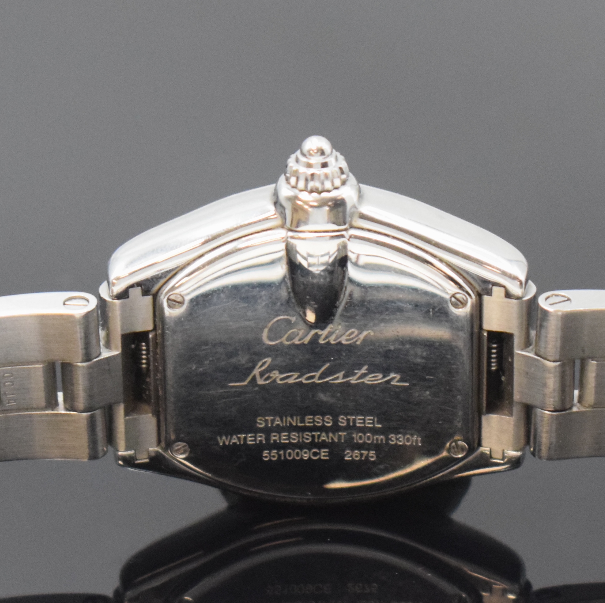 Detail e: CARTIER Roadster Damenarmbanduhr Referenz 2675, Schweiz um 2005, quarz, Edelstahlgeh. inkl. orig. Gliederband m. dopp. Faltschl., Boden 4-fach ...