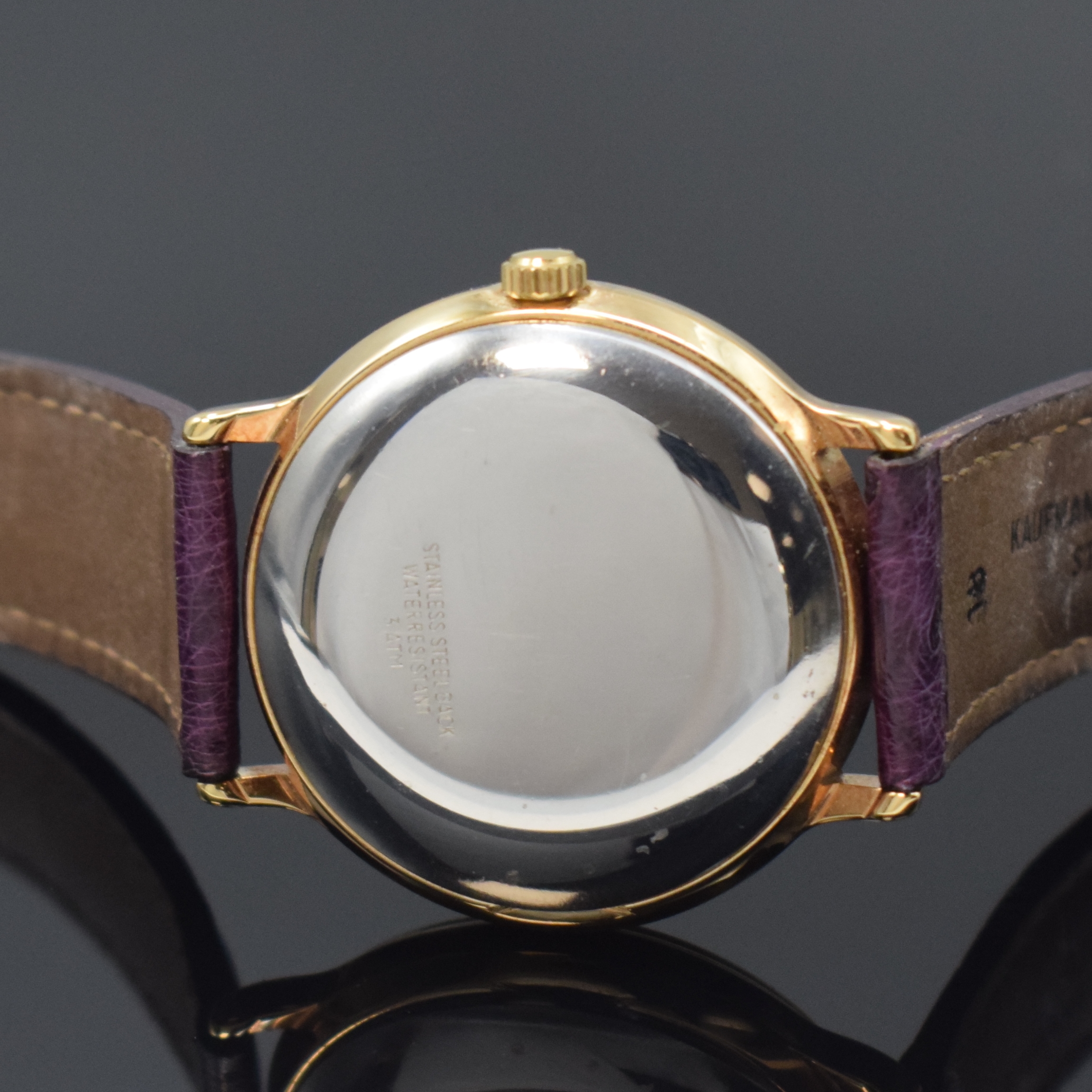 Detail d: GUB Glashütte SA Herrenarmbanduhr, Deutschland um 1990, Automatik, verg. Geh., Stahlboden aufgedr., silb. Zifferbl. teils guill., röm. Zahlen, ...