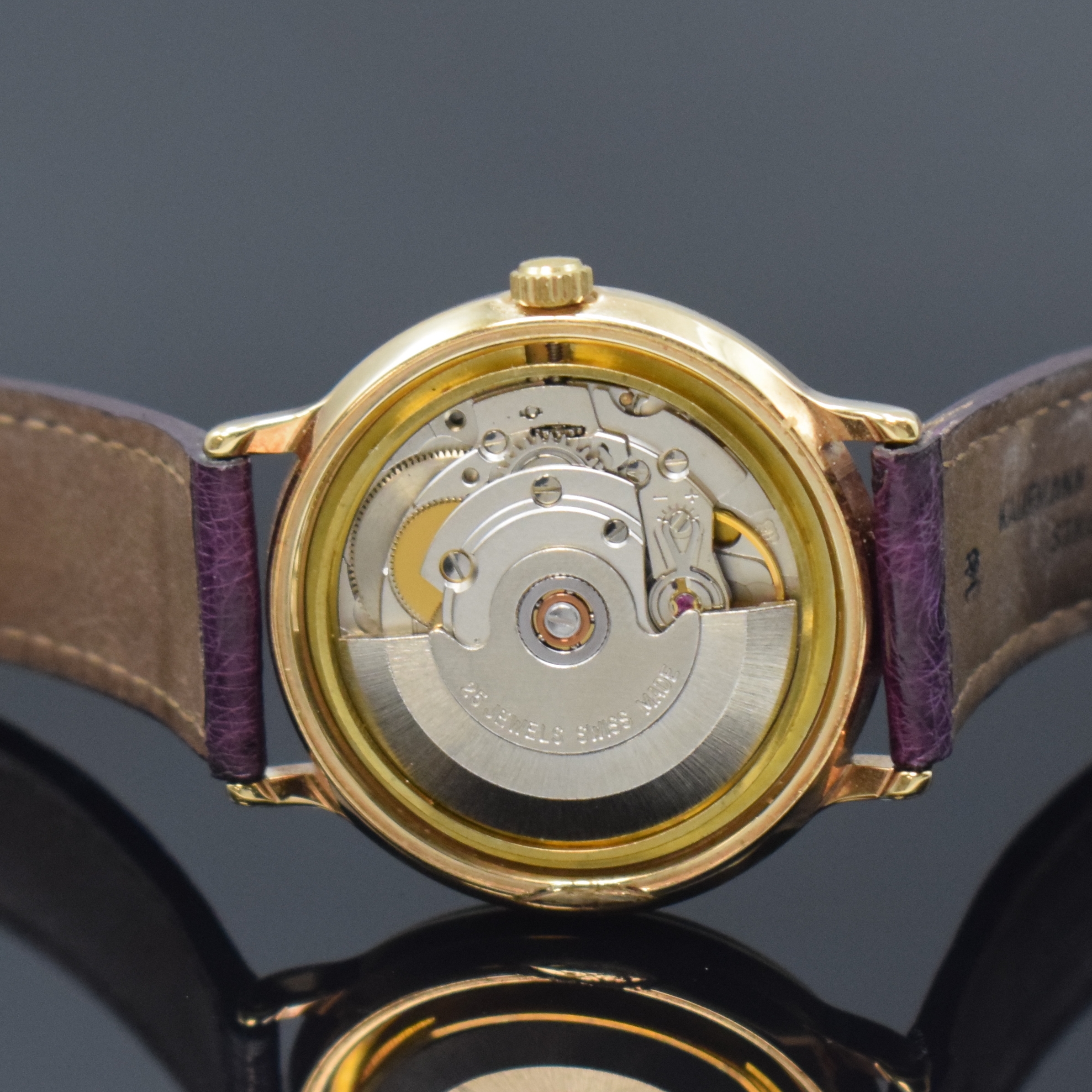 Detail e: GUB Glashütte SA Herrenarmbanduhr, Deutschland um 1990, Automatik, verg. Geh., Stahlboden aufgedr., silb. Zifferbl. teils guill., röm. Zahlen, ...