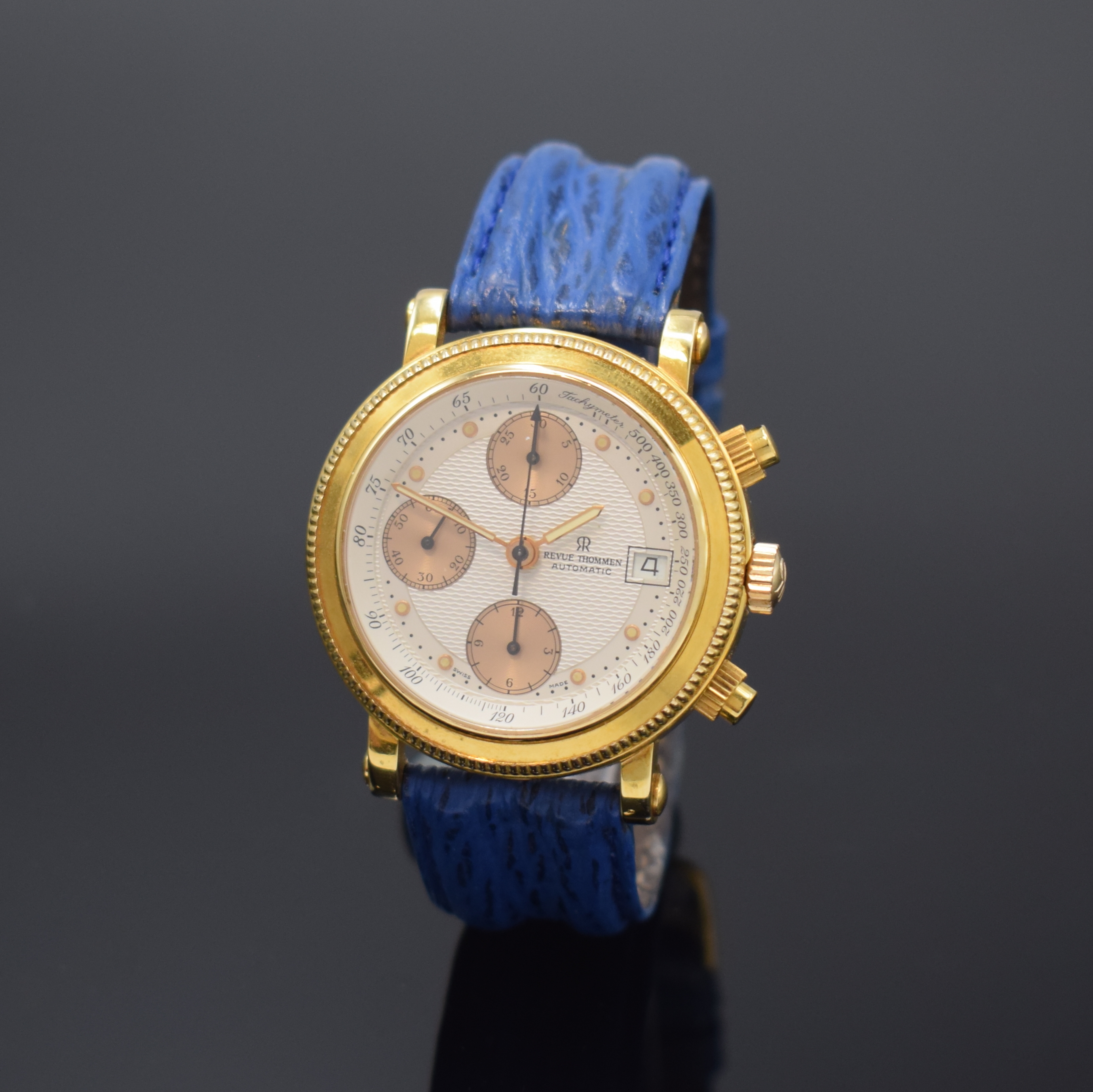 REVUE THOMMEN Aviator Herrenchronograph Referenz 86 26 001, Schweiz um 1990, Automatik, verg. Geh., Stahlboden aufgedr., orig. Lederband m. ...